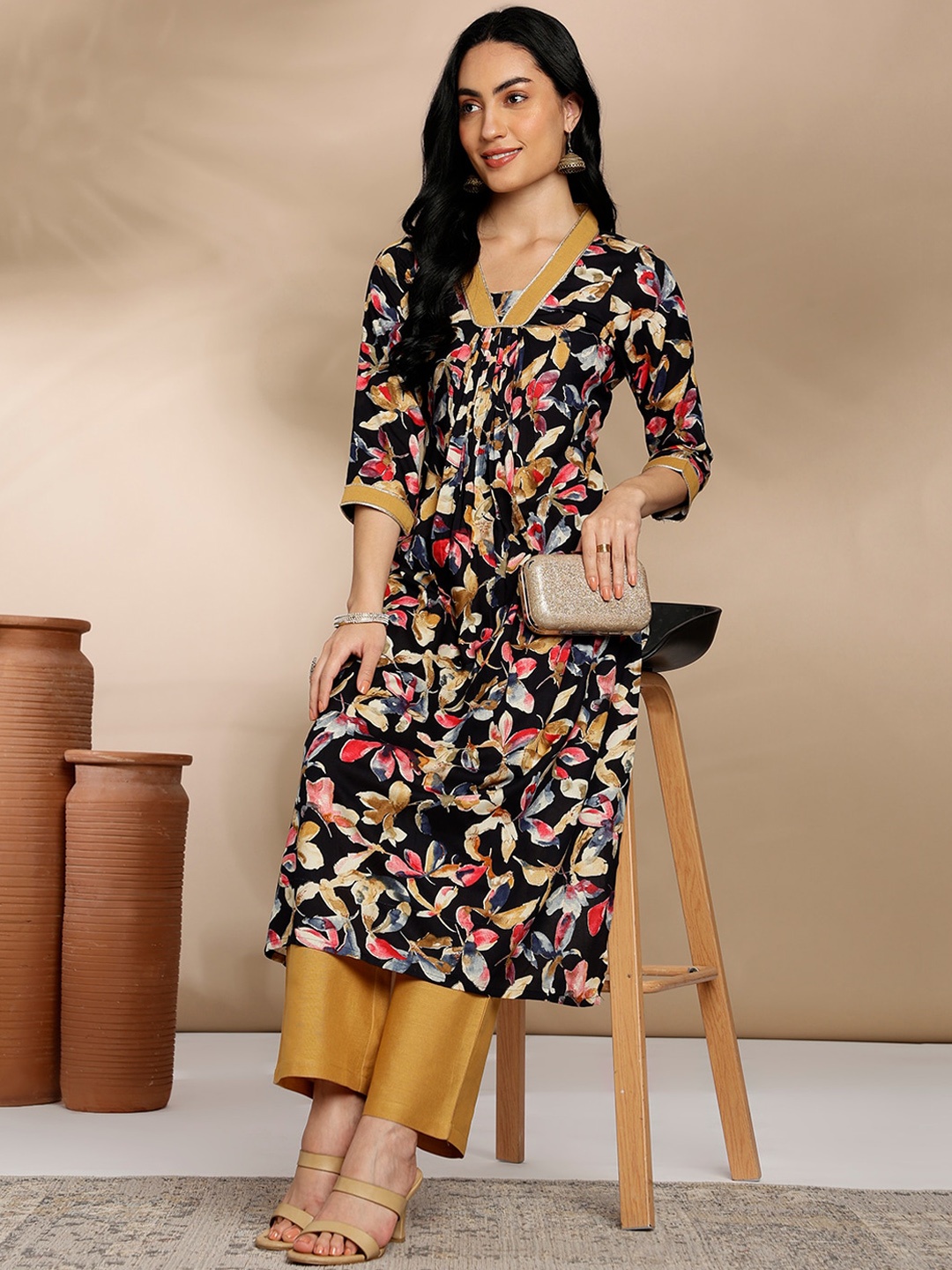 

Anouk Black Floral Printed Pleated Kurta with Palazzos, Navy blue