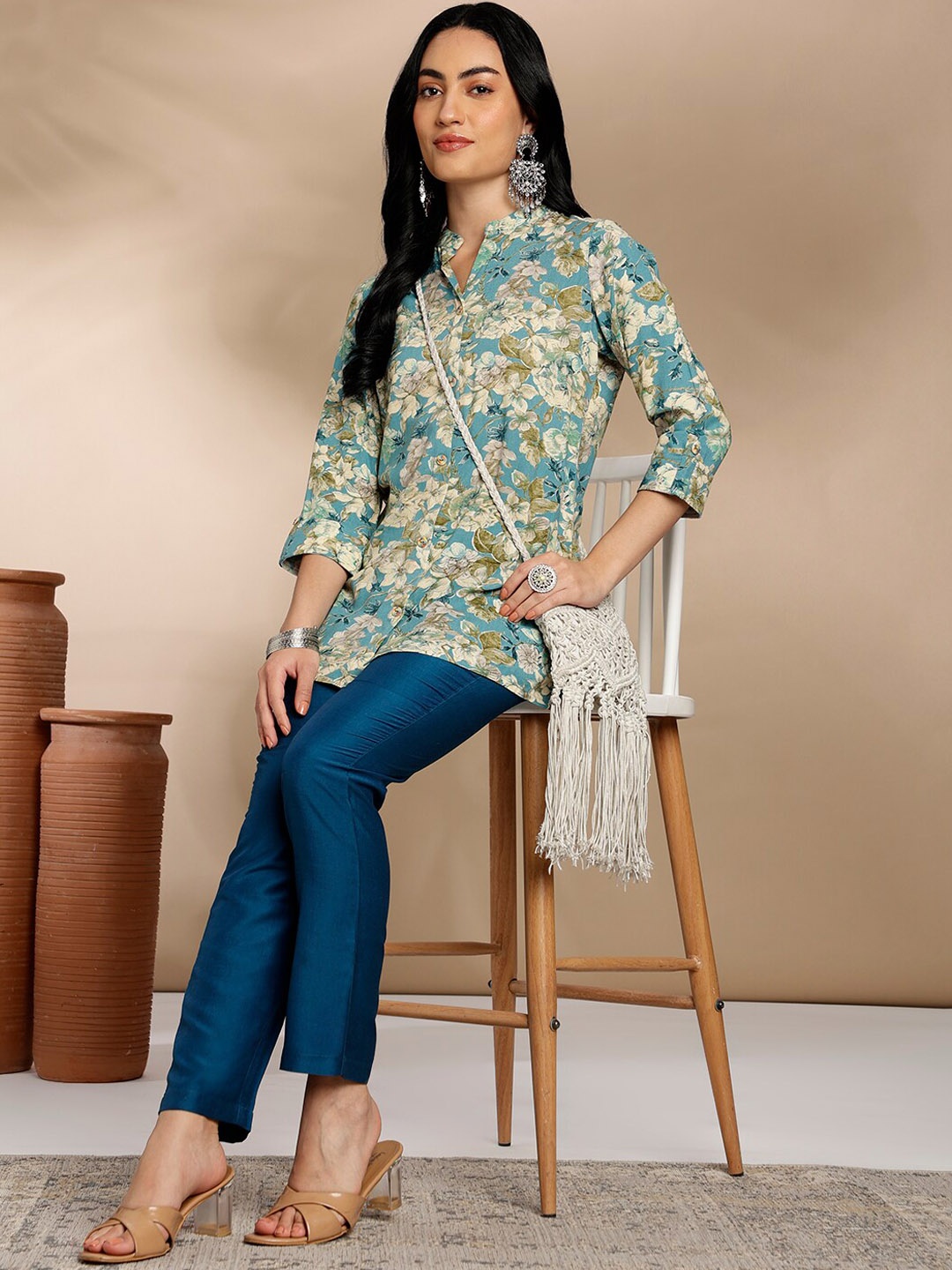 

Anouk Blue & Beige Floral Printed Mandarin Collar Shirt & Mid-Rise Trouser