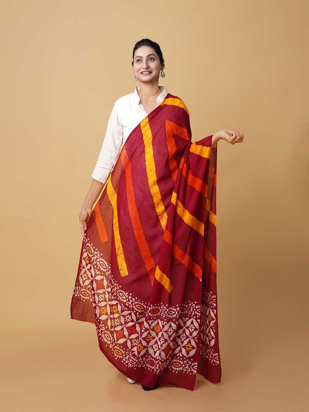 

Unnati Silks Ethnic Motifs Printed Pure Cotton Batik Dupatta, Maroon