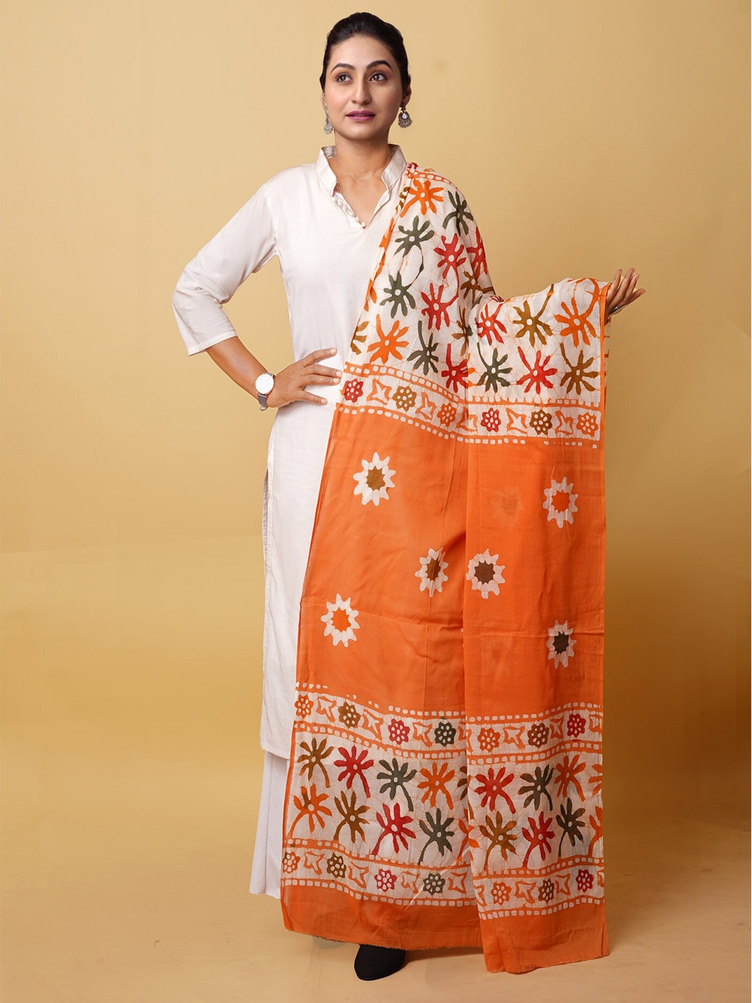 

Unnati Silks Ethnic Motifs Printed Pure Cotton Batik Dupatta, Orange