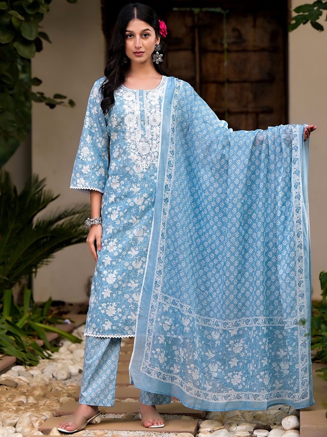 

Vastramyaa Ethnic Motifs Printed Cotton Straight Kurta with Trousers & Dupatta, Blue
