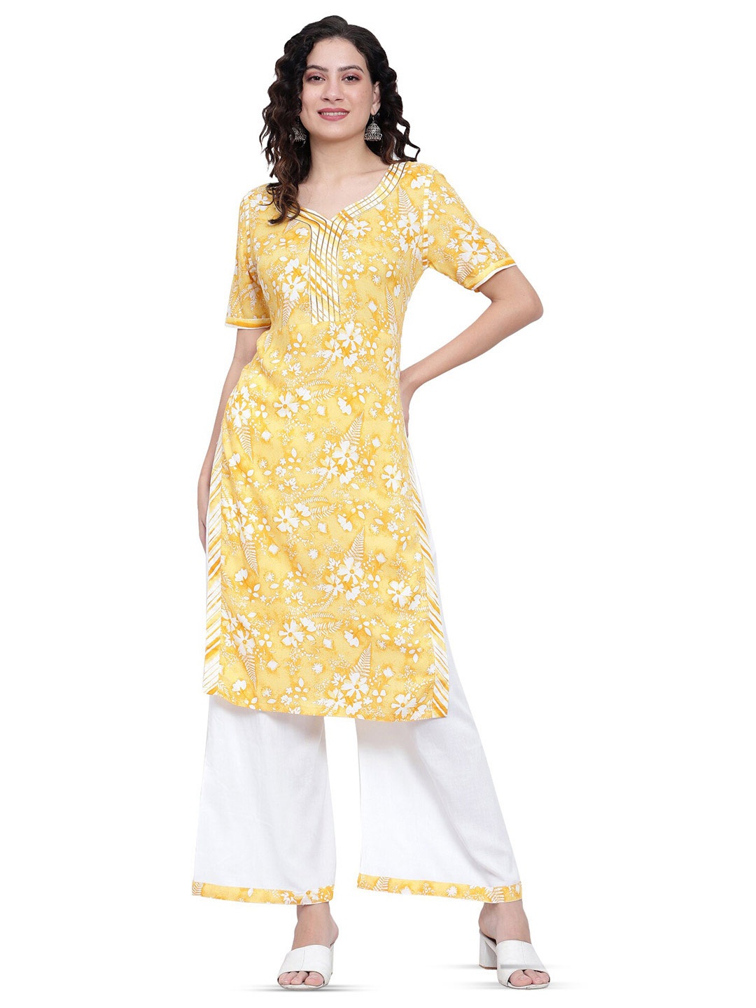 

Rosecloud Floral Printed Gotta Patti Straight Kurta With Palazzos, Yellow