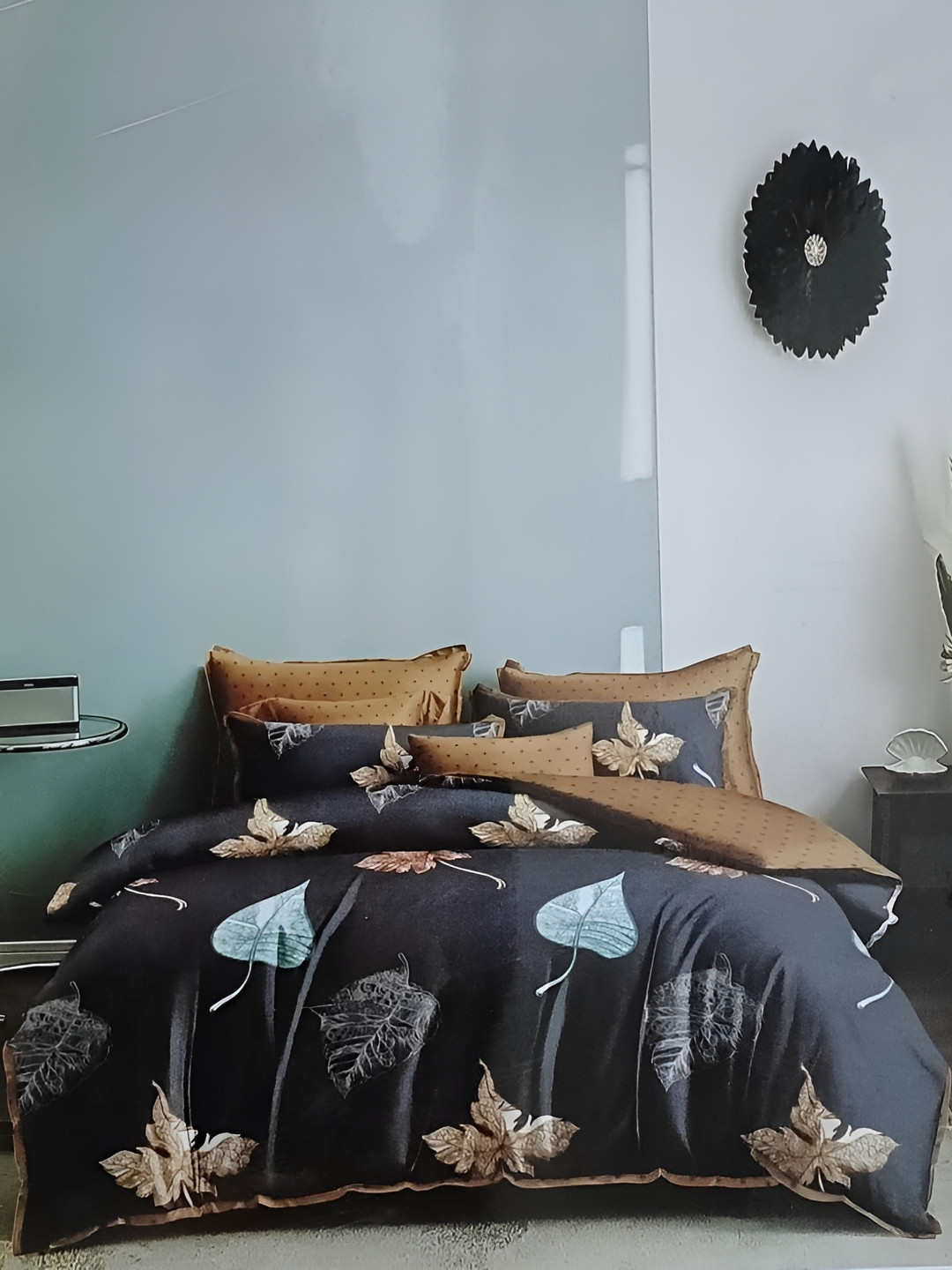 

Signature Black & Blue Floral 160 TC King Bedsheet with 2 Pillow Covers
