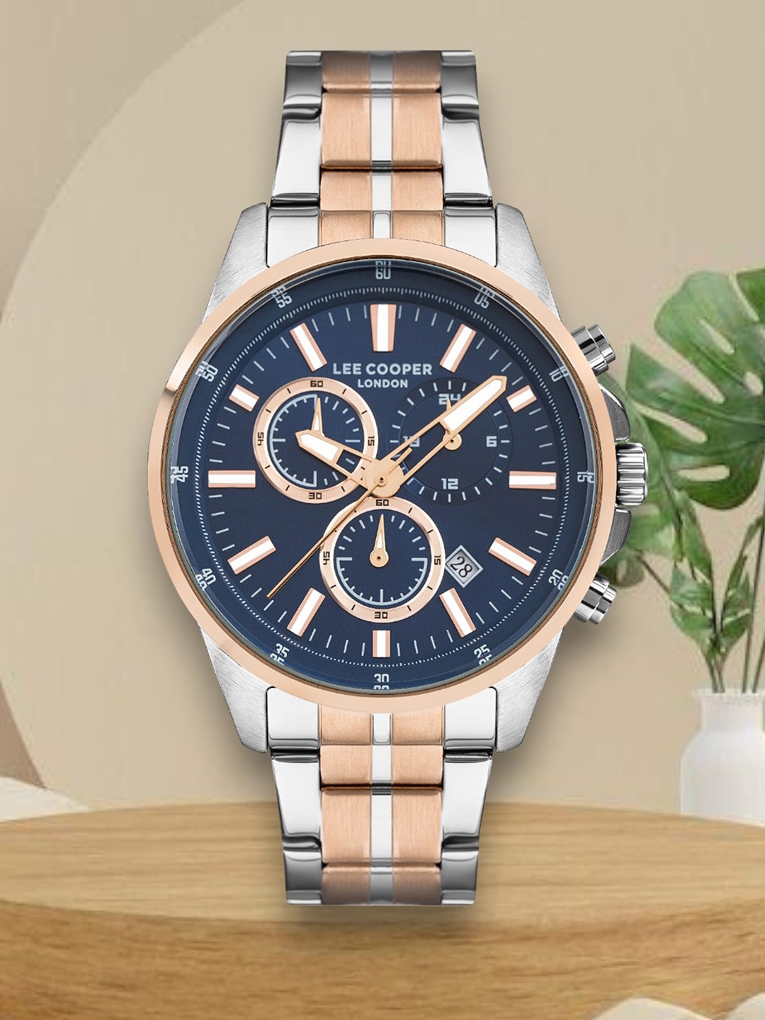 

Lee Cooper Men Brass Printed Dial & Stainless Steel Analogue Chronograph Watch LC07277.550, Blue