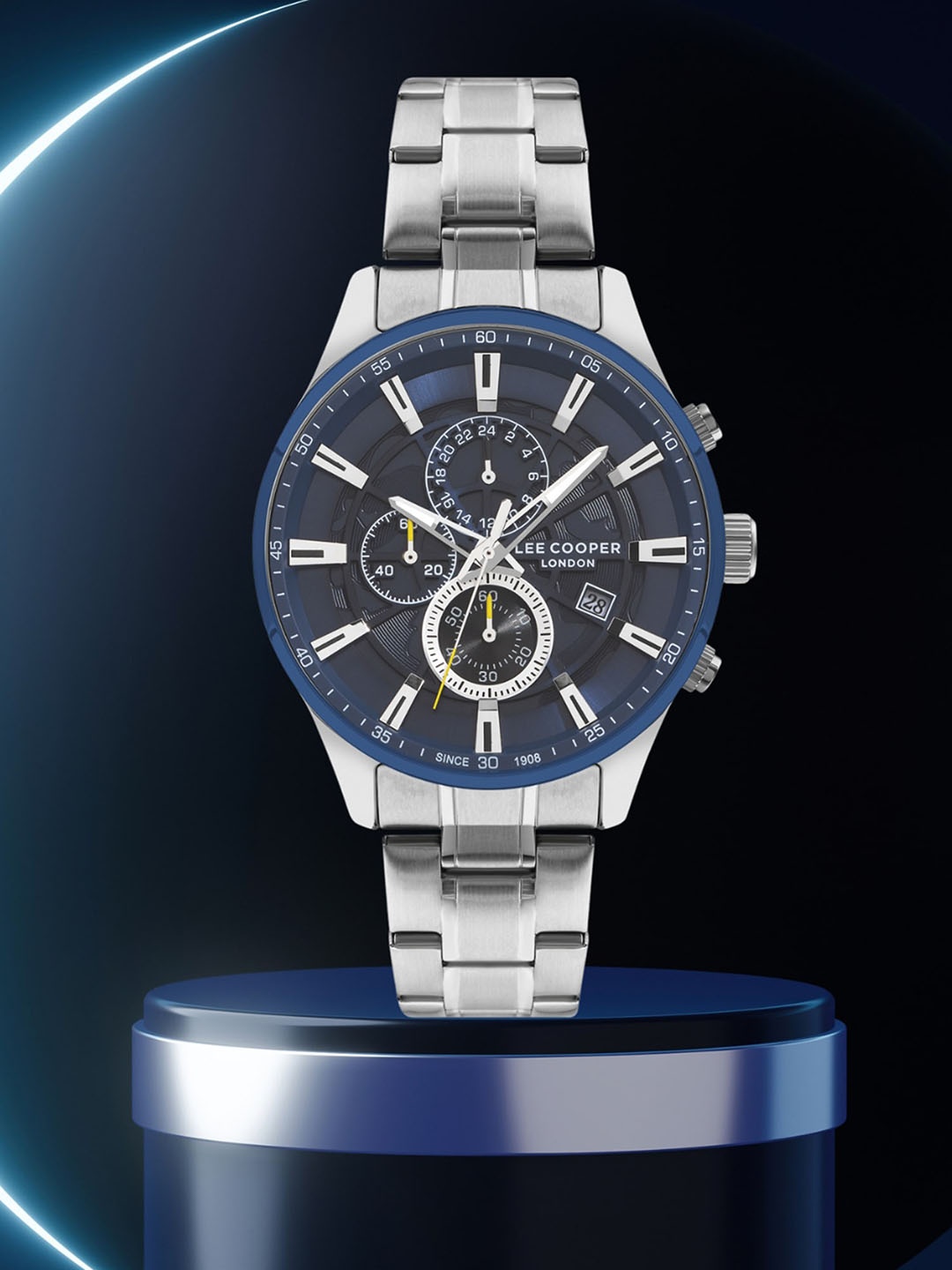 

Lee Cooper Men Bracelet Style Straps Analogue Chronograph Watch LC07670.390, Blue
