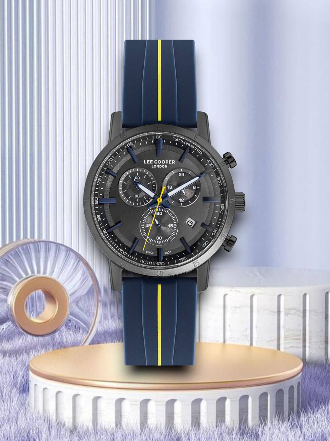 

Lee Cooper Men Bracelet Style Straps Digital Chronograph Watch LC07194.069, Grey