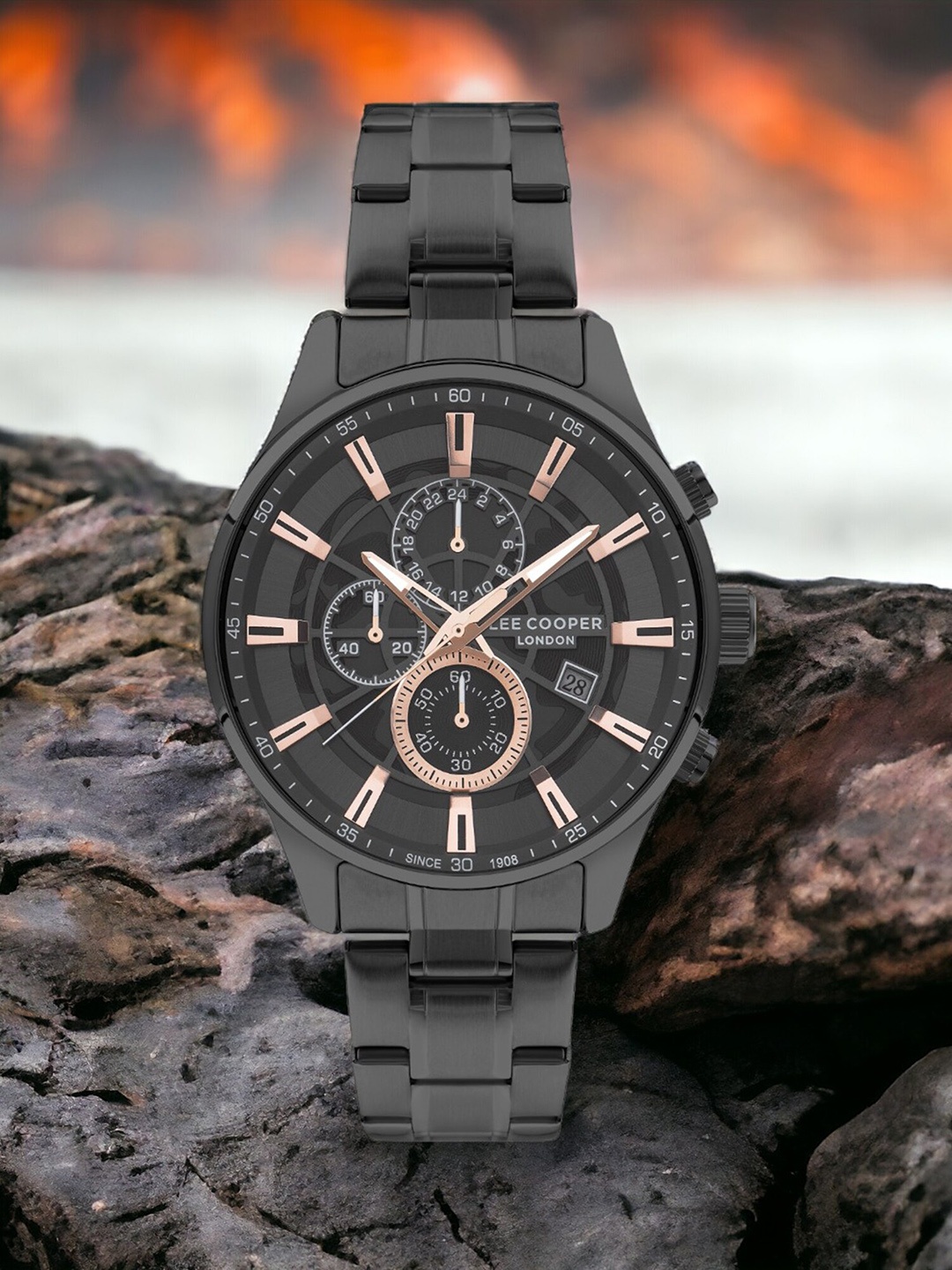 

Lee Cooper Men Bracelet Style Straps Analogue Chronograph Watch LC07670.060, Grey