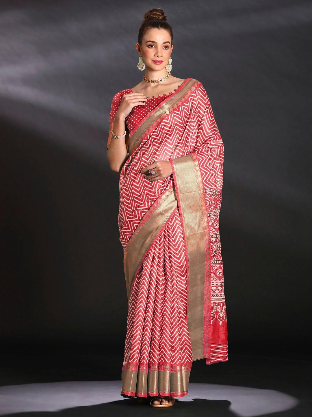 

Saree mall Zari Art Silk Sungudi Sarees, Red