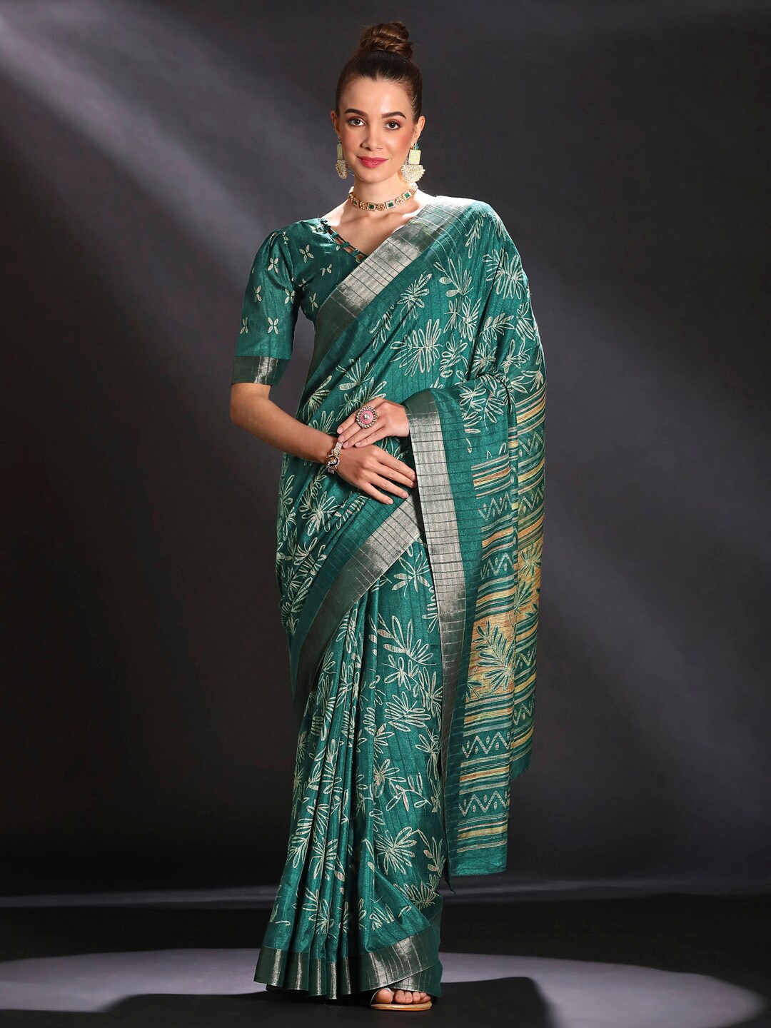 

Saree mall Floral Printed Zari Sungudi Saree, Teal