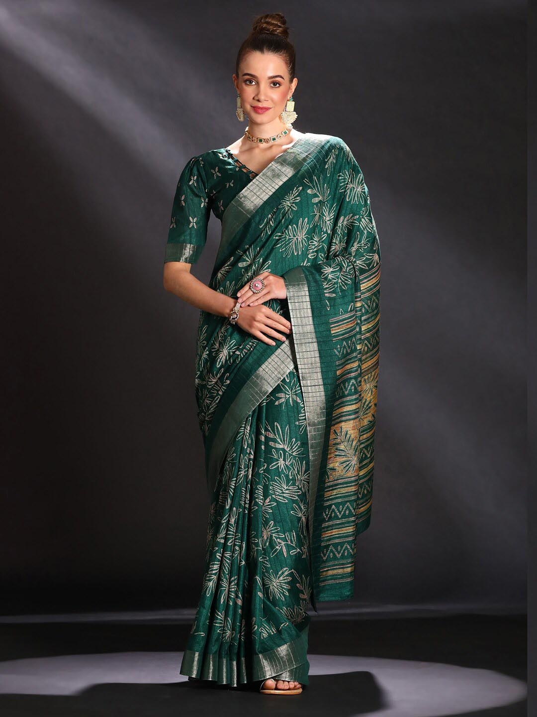 

Saree mall Floral Printed Zari Sungudi Saree, Teal