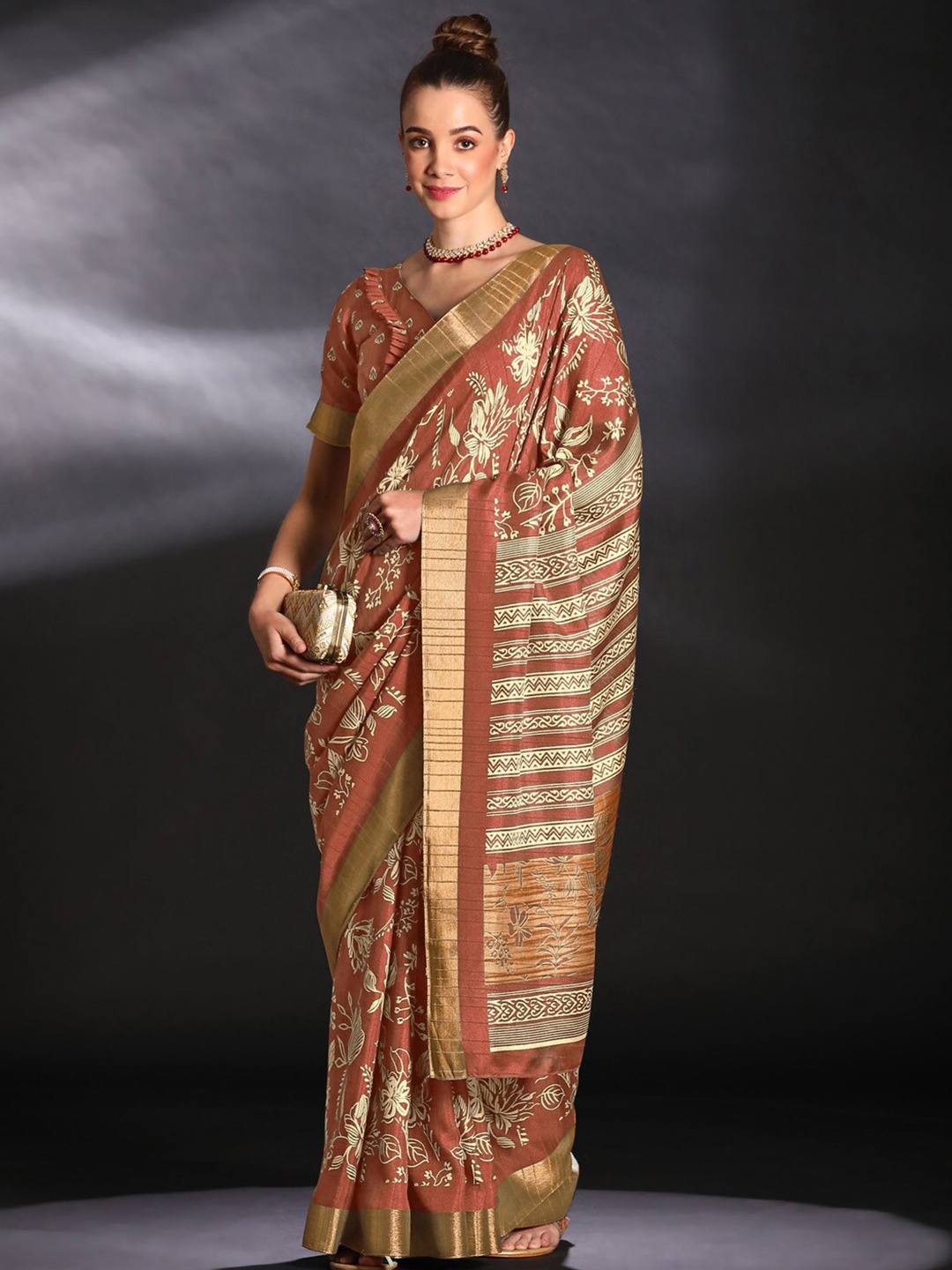

Saree mall Floral Printed Zari Sungudi Sarees, Brown