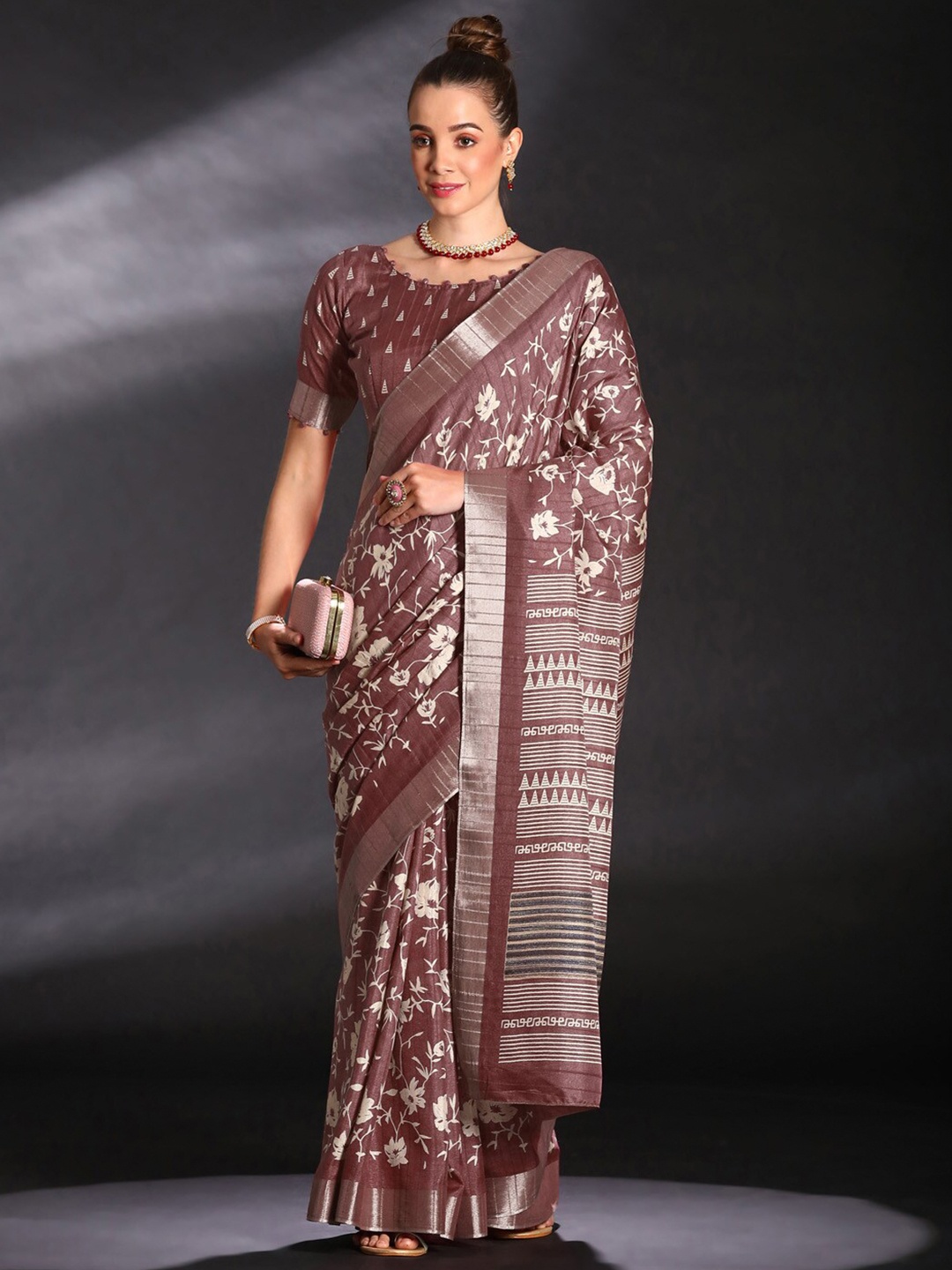 

Saree mall Floral Printed Zari Sungudi Saree, Brown