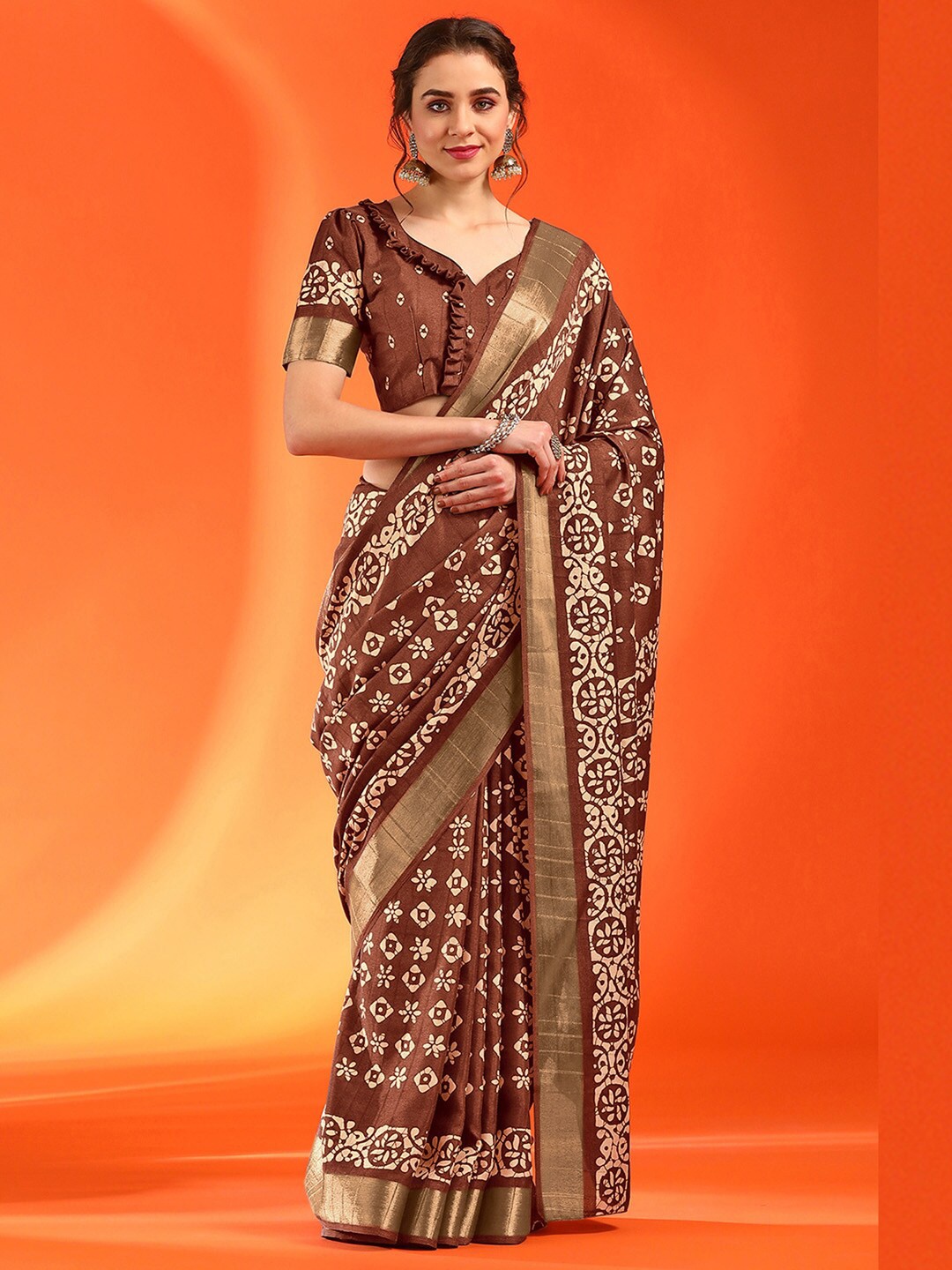 

Saree mall Woven Design Zari Sungudi Saree, Brown