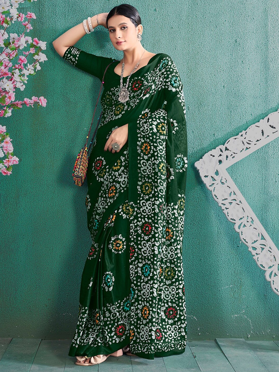 

Saree mall Ethnic Motifs Poly Cotton Block Print Saree, Green