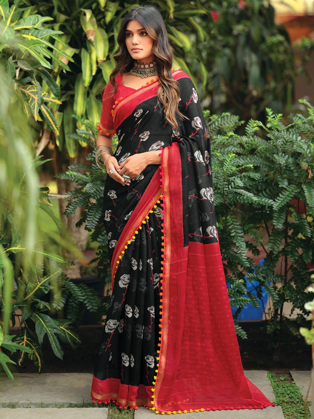 

Saree mall Floral Printed Zari Block Print Saree, Black