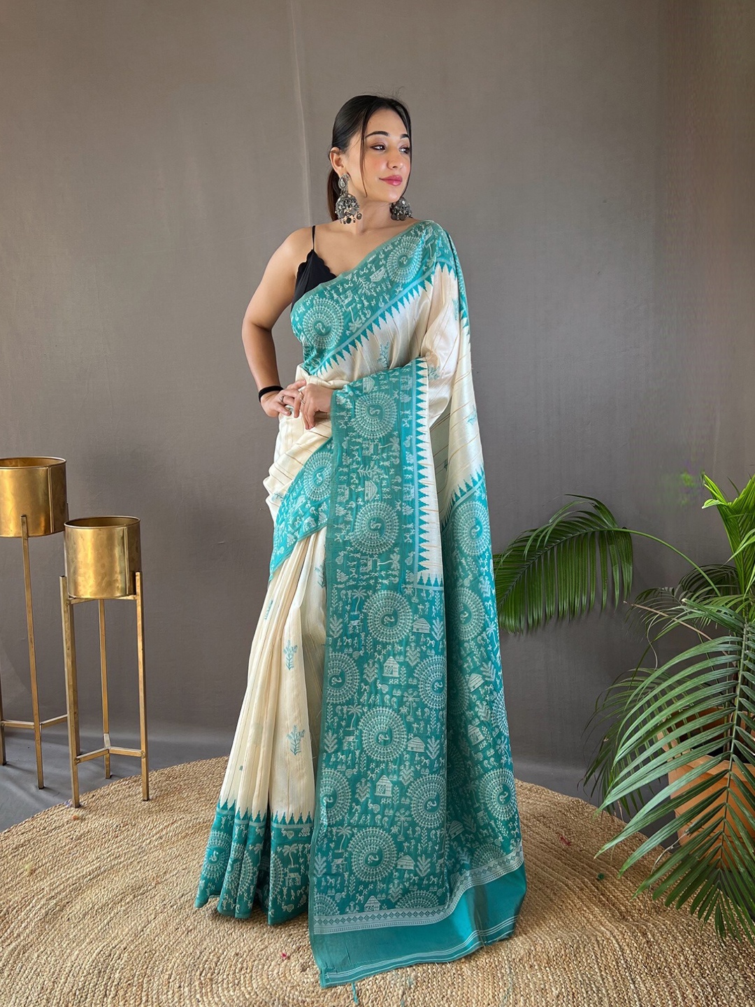 

LeeliPeeri Designer Woven Design Saree, Blue