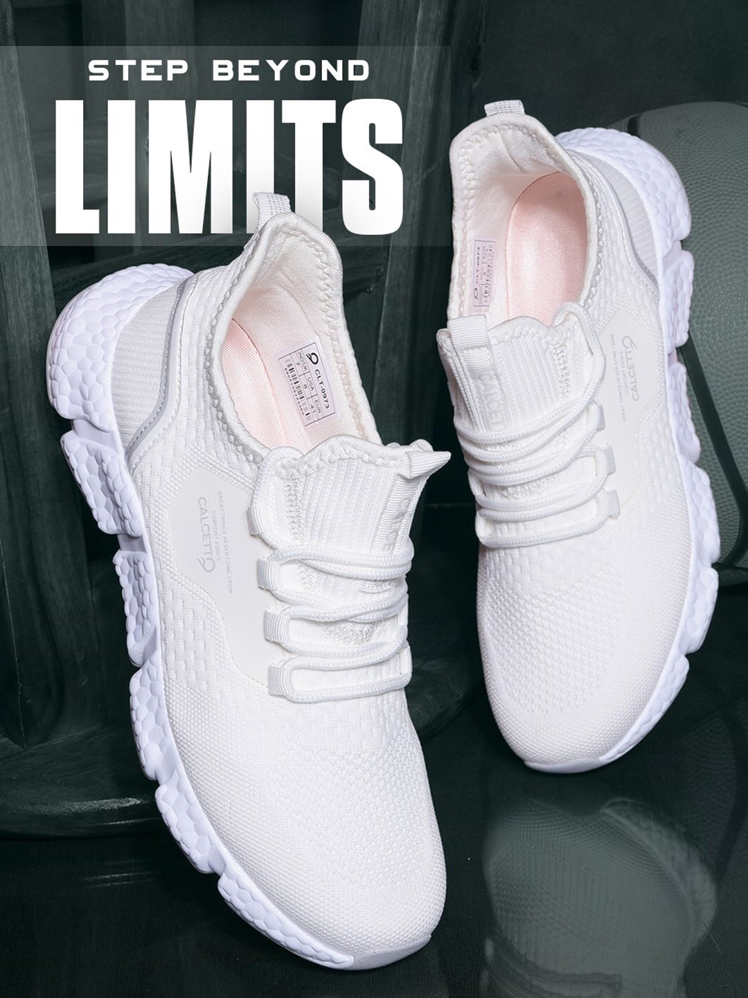 

Calcetto CLT-0973 Men Mesh Running Shoes, White