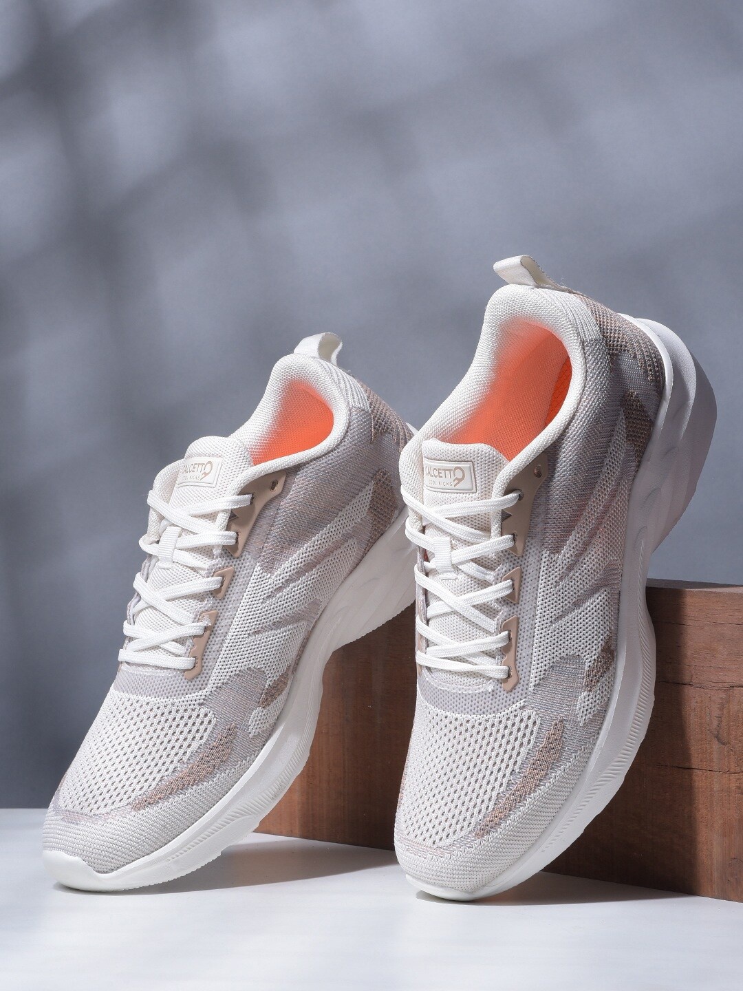 

Calcetto CLT-2051 Men Mesh Running Shoes, Beige