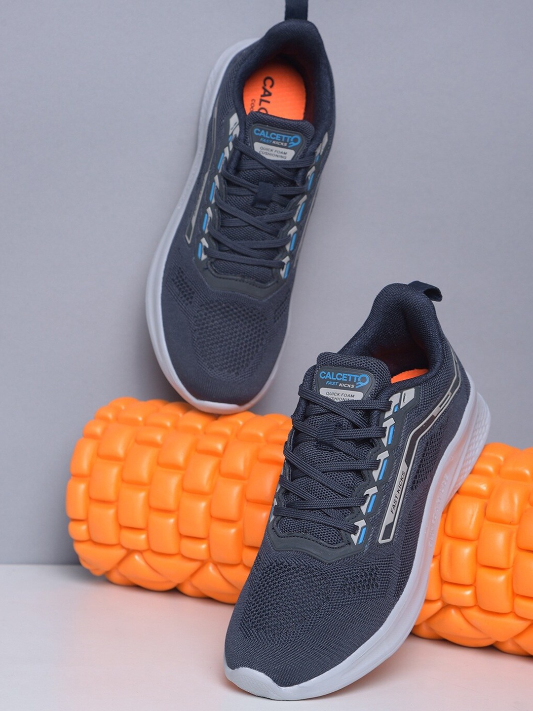 

Calcetto Men Round Toe Mesh Running Shoes, Navy blue
