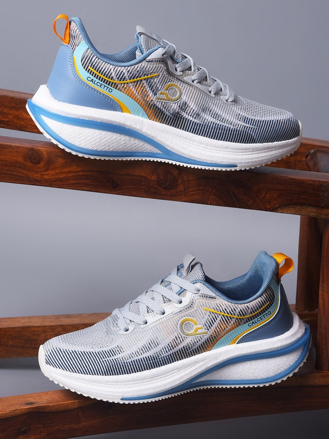 

Calcetto CLT-1016 Men Mesh Running Shoes, Grey