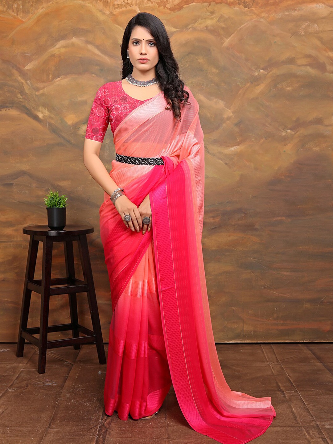 

Pionex Striped Ready to Wear Saree, Pink