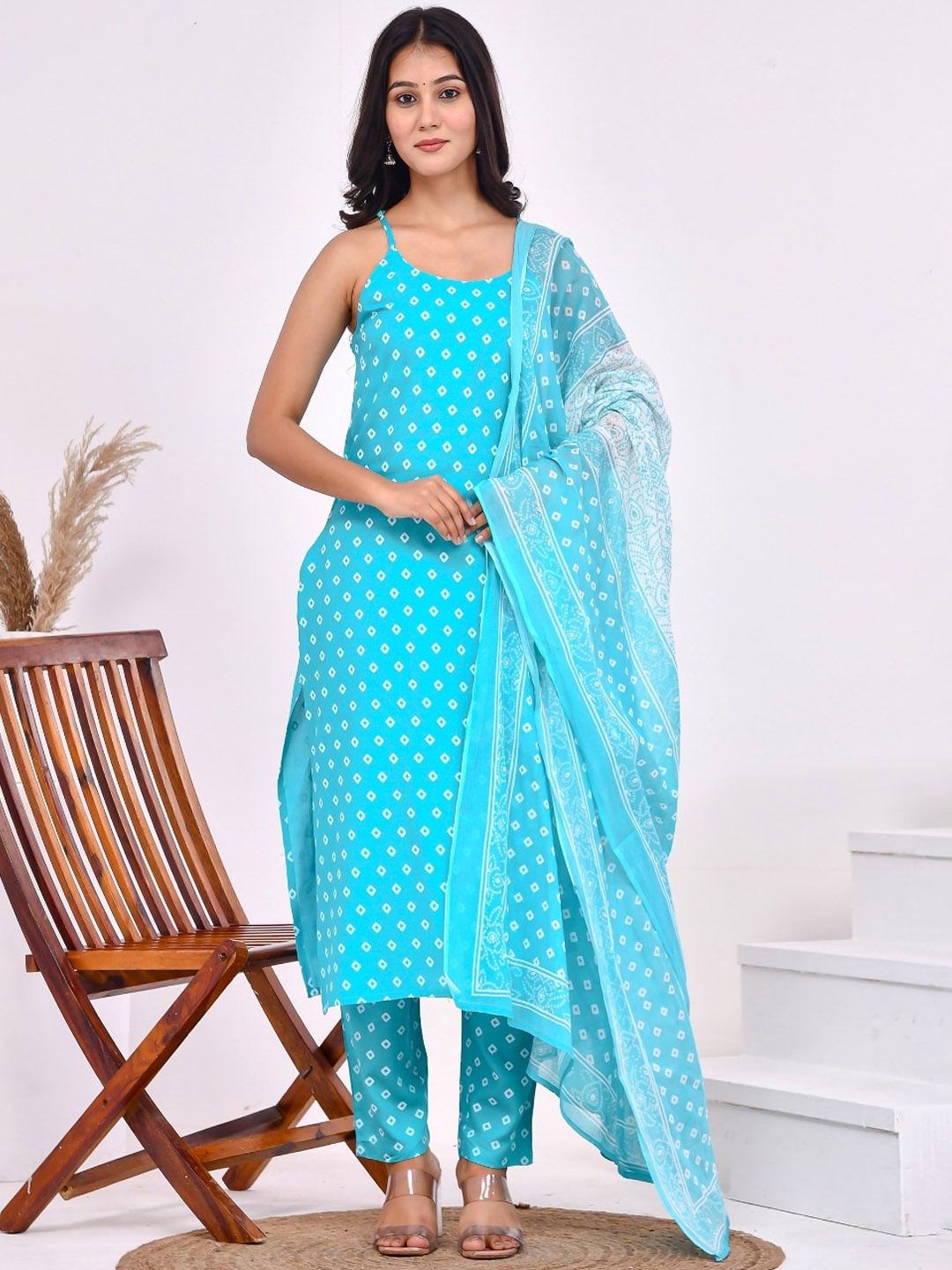 

Aspriya Bandhani Printed Straight Kurta with Trousers & Dupatta, Turquoise blue
