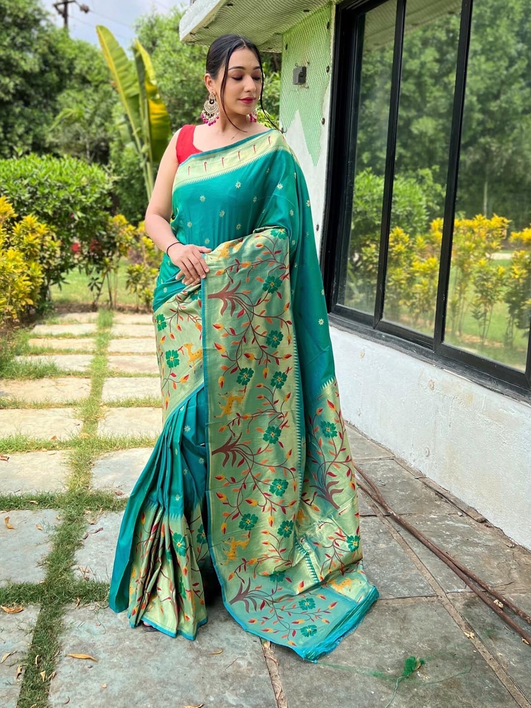 

LeeliPeeri Designer Woven Design Zari Paithani Saree, Teal