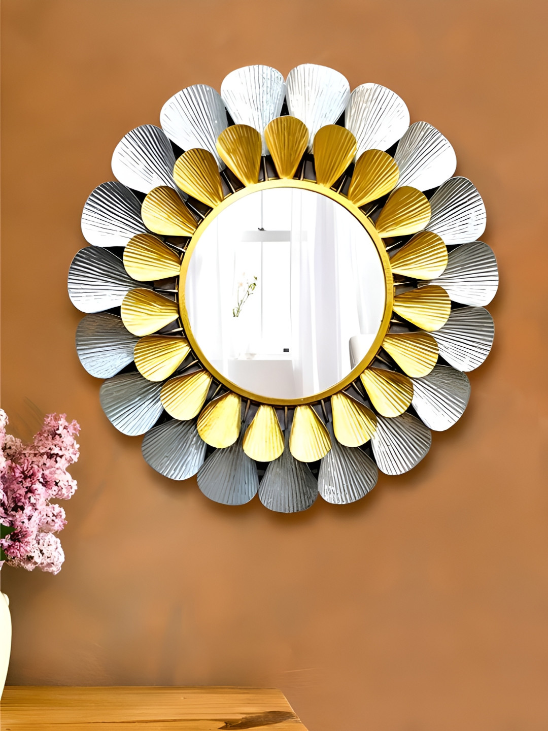 

THE HANDMADE FLAIR Grey & Beige Textured Mirror Frame
