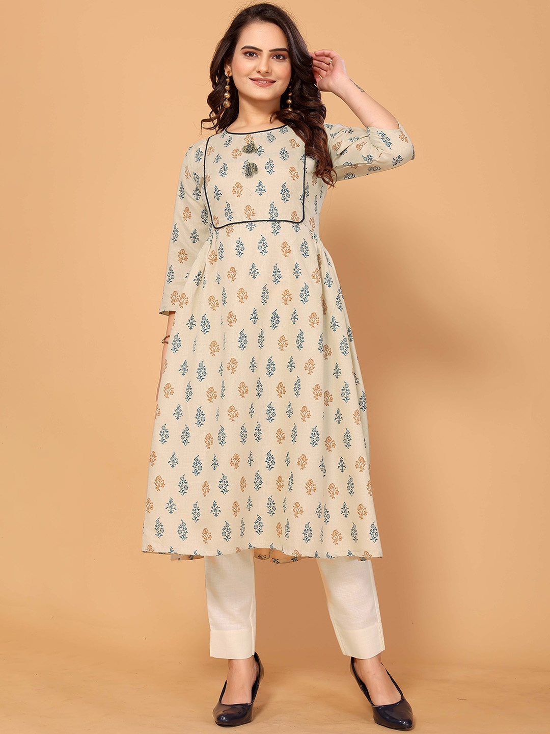 

ODD BY chansi TRENDZ Ethnic Motifs Yoke Design Empire Kurta with Trousers, Beige