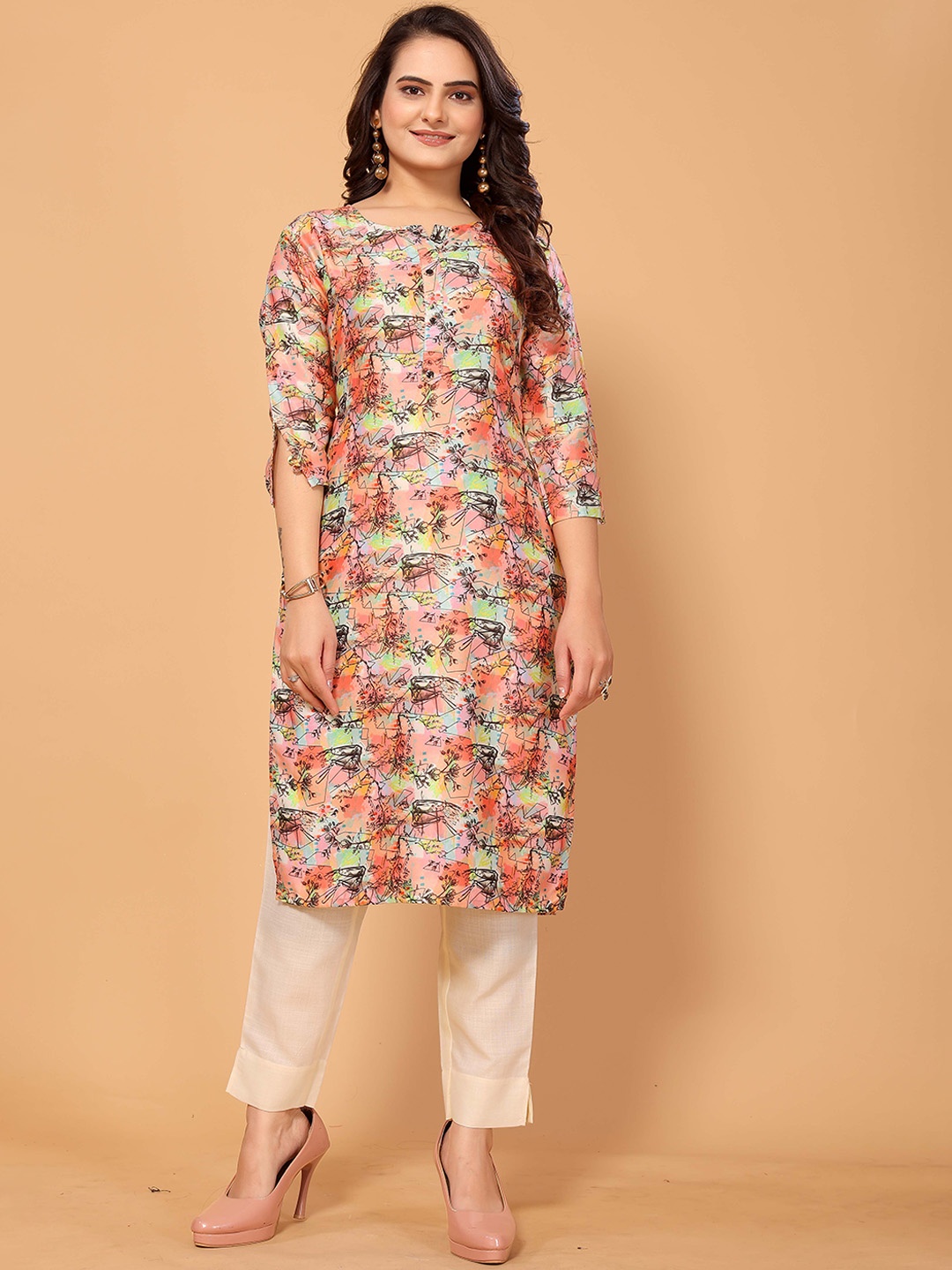 

ODD BY chansi TRENDZ Floral Printed Regular Kurta with Trousers, Peach