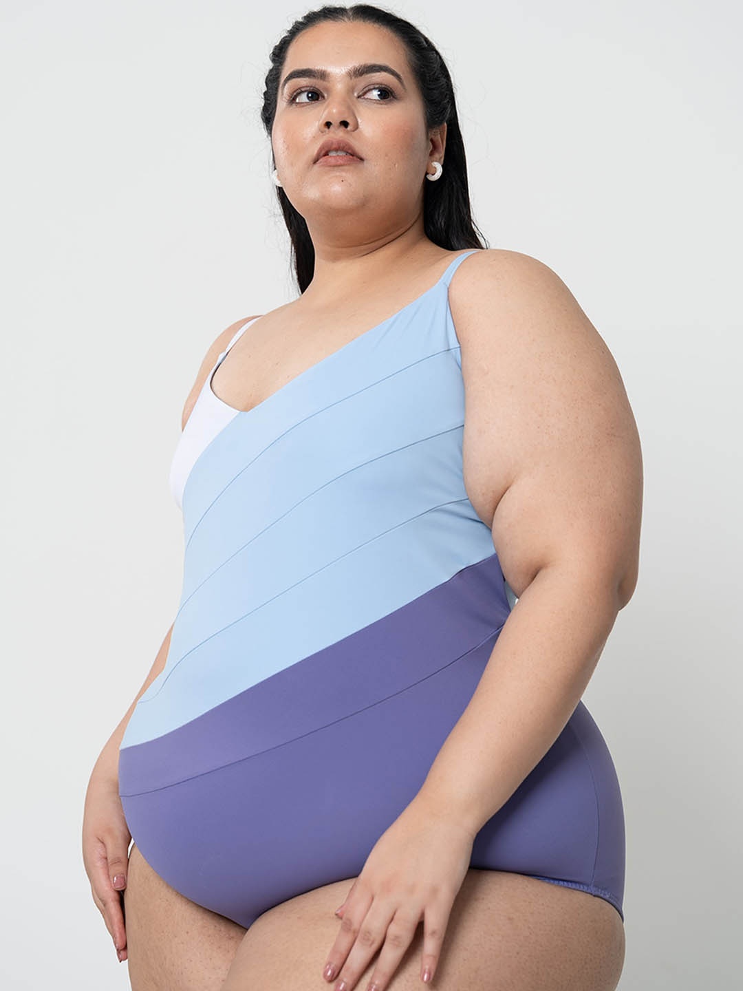 

SPIRIT ANIMAL Plus Size Colourblocked Bodysuit with Diagonal Seam, Blue