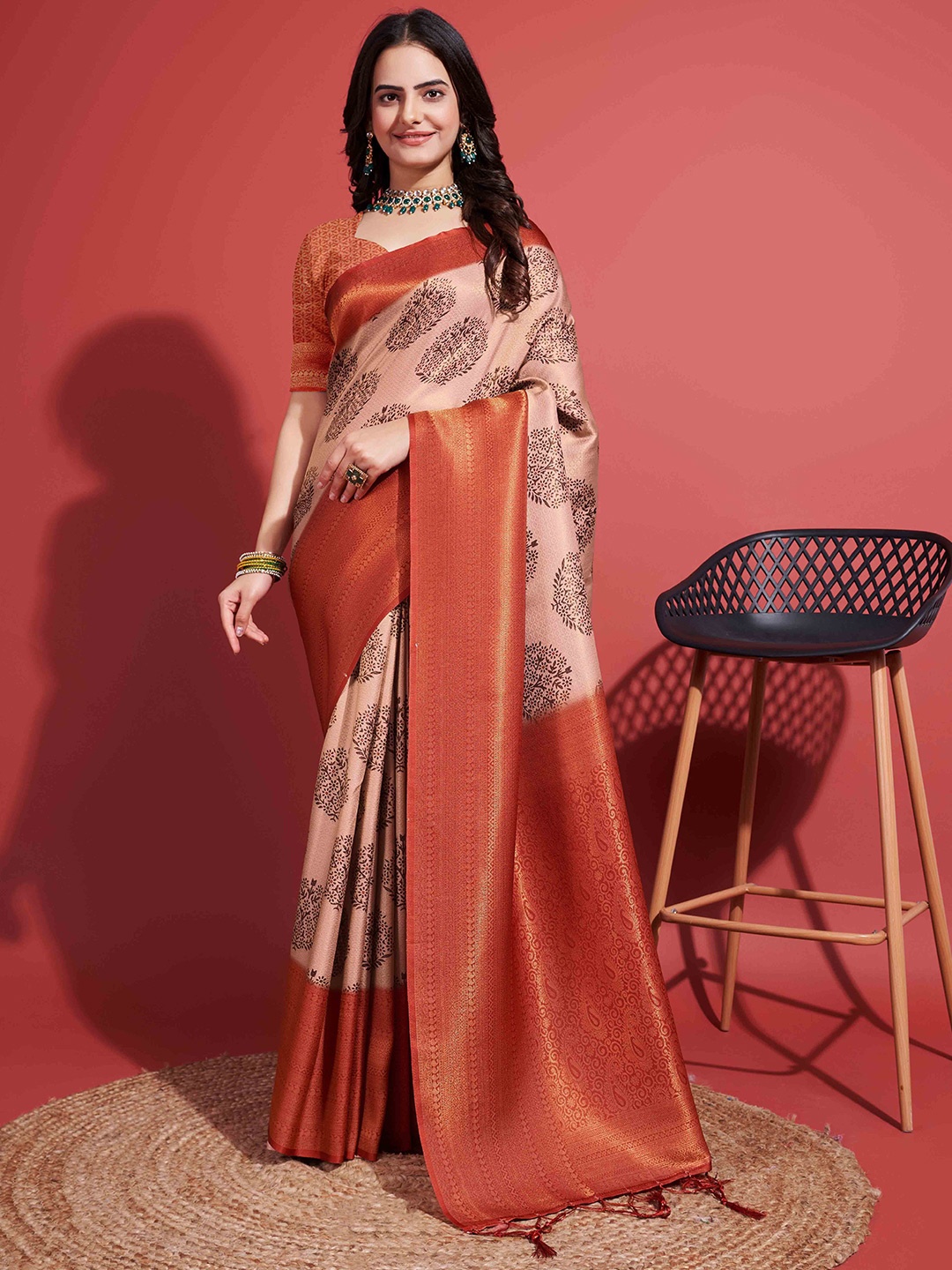 

Mitera Red Floral Woven Design Zari Kanjeevaram Saree, Peach