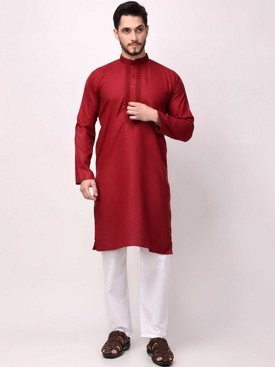 

ROYAL KURTA Ethnic Motifs Printed Thread Work Pure Cotton Kurta with Trousers, Maroon