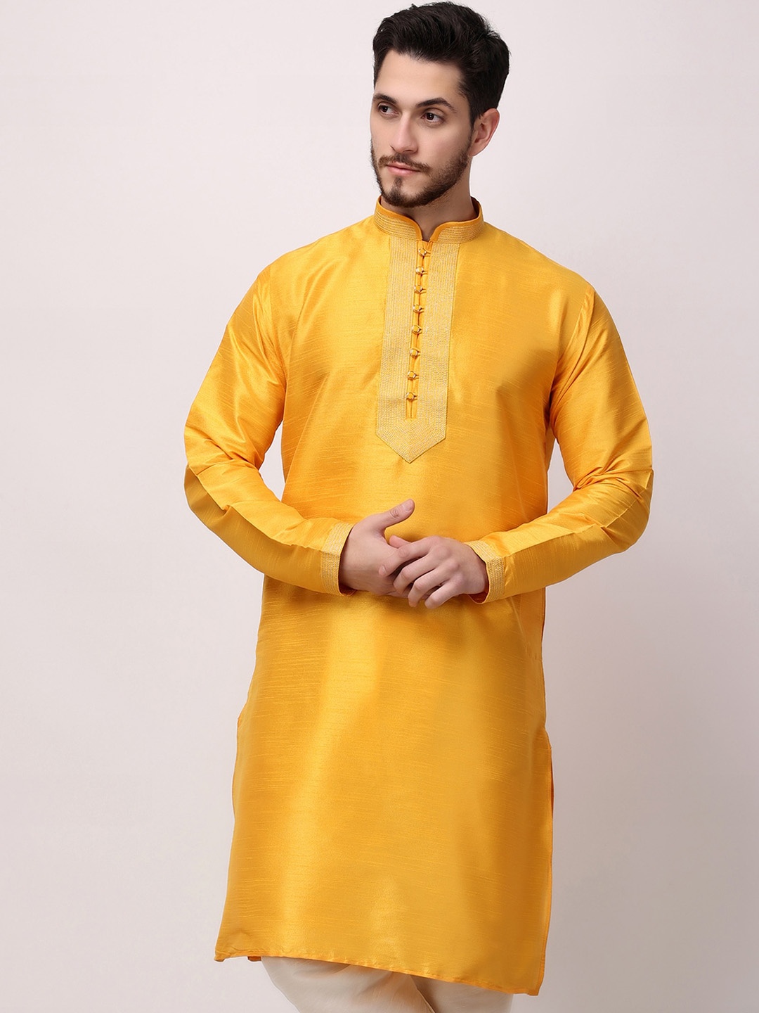 

ROYAL KURTA Yoke Design Thread Work Silk Straight Kurta, Yellow