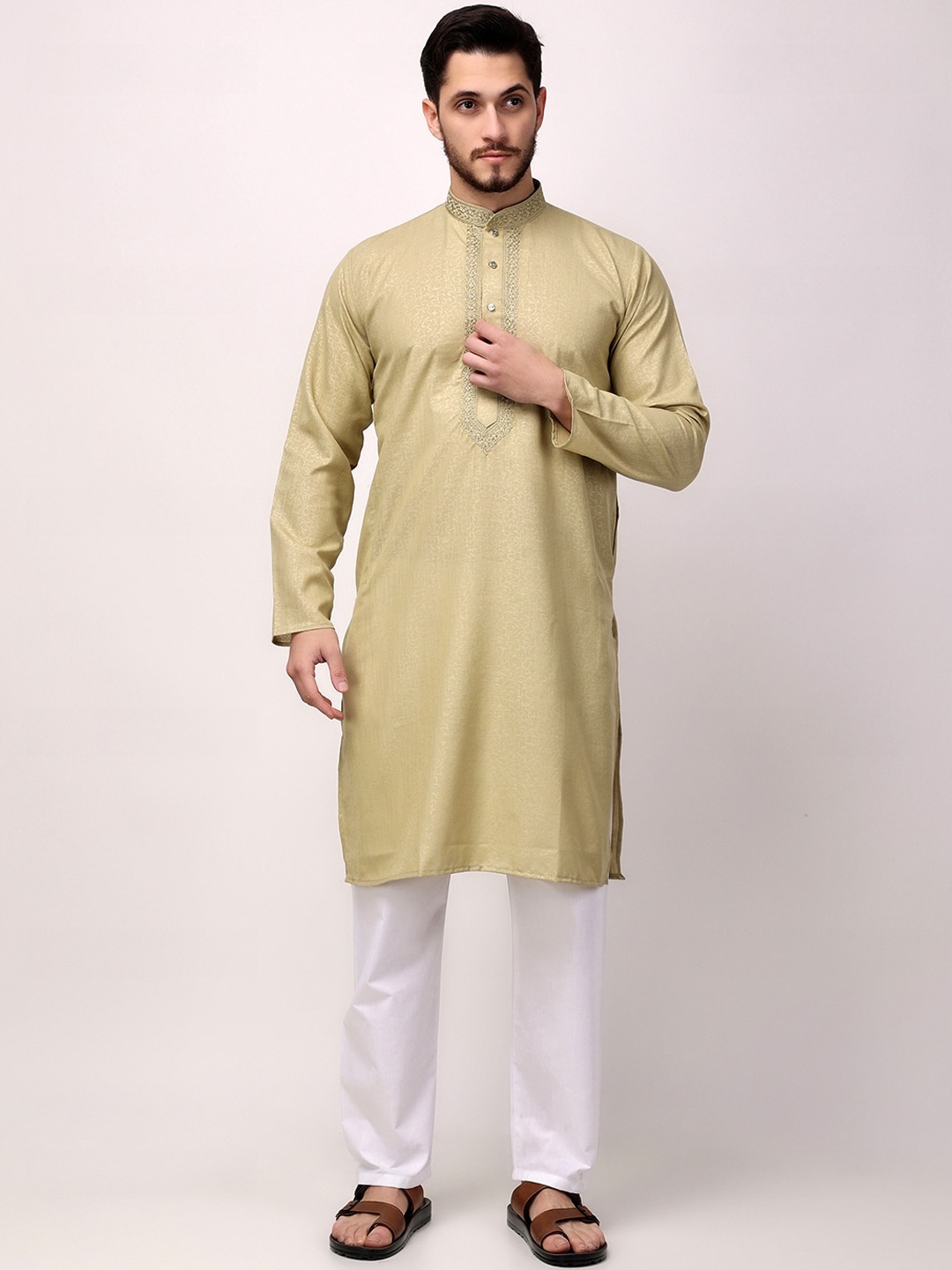 

ROYAL KURTA Ethnic Motifs Printed Thread Work Pure Cotton Kurta with Trousers, Green