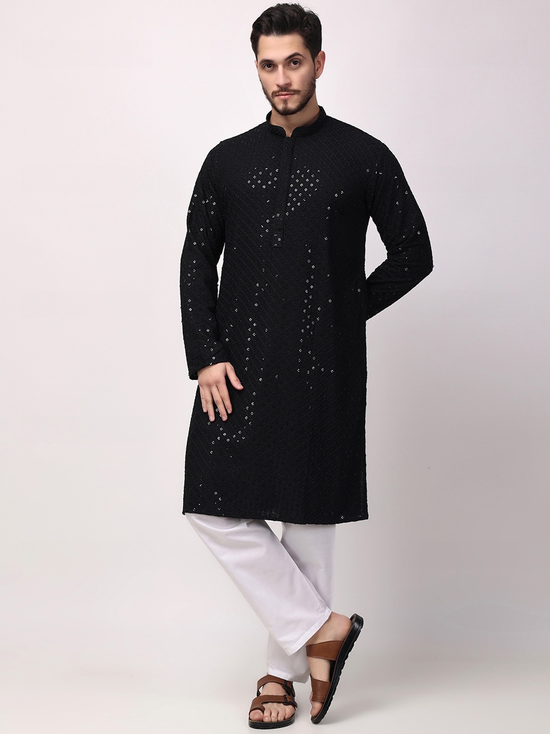

ROYAL KURTA Floral Embroidered Sequined Kurta with Churidar, Black