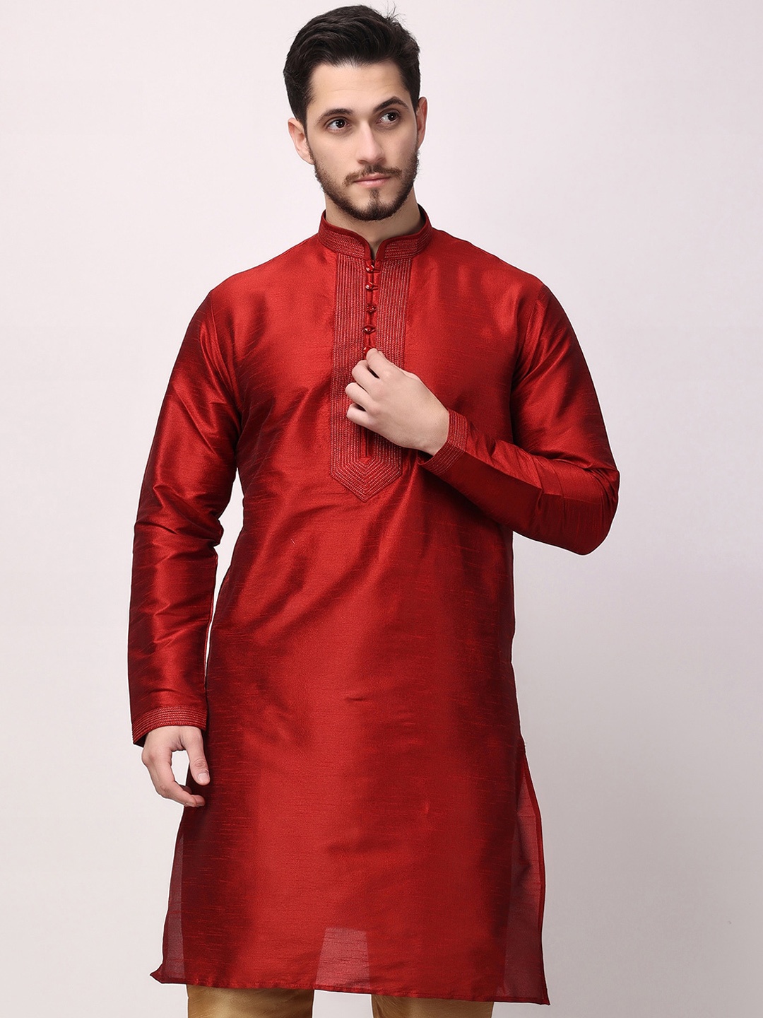 

ROYAL KURTA Mandarin Collar Embroidered Kurta, Maroon