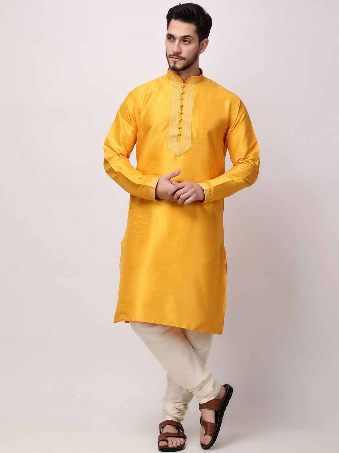 

ROYAL KURTA Mandarin Collar Straight Kurta with Churidar, Yellow