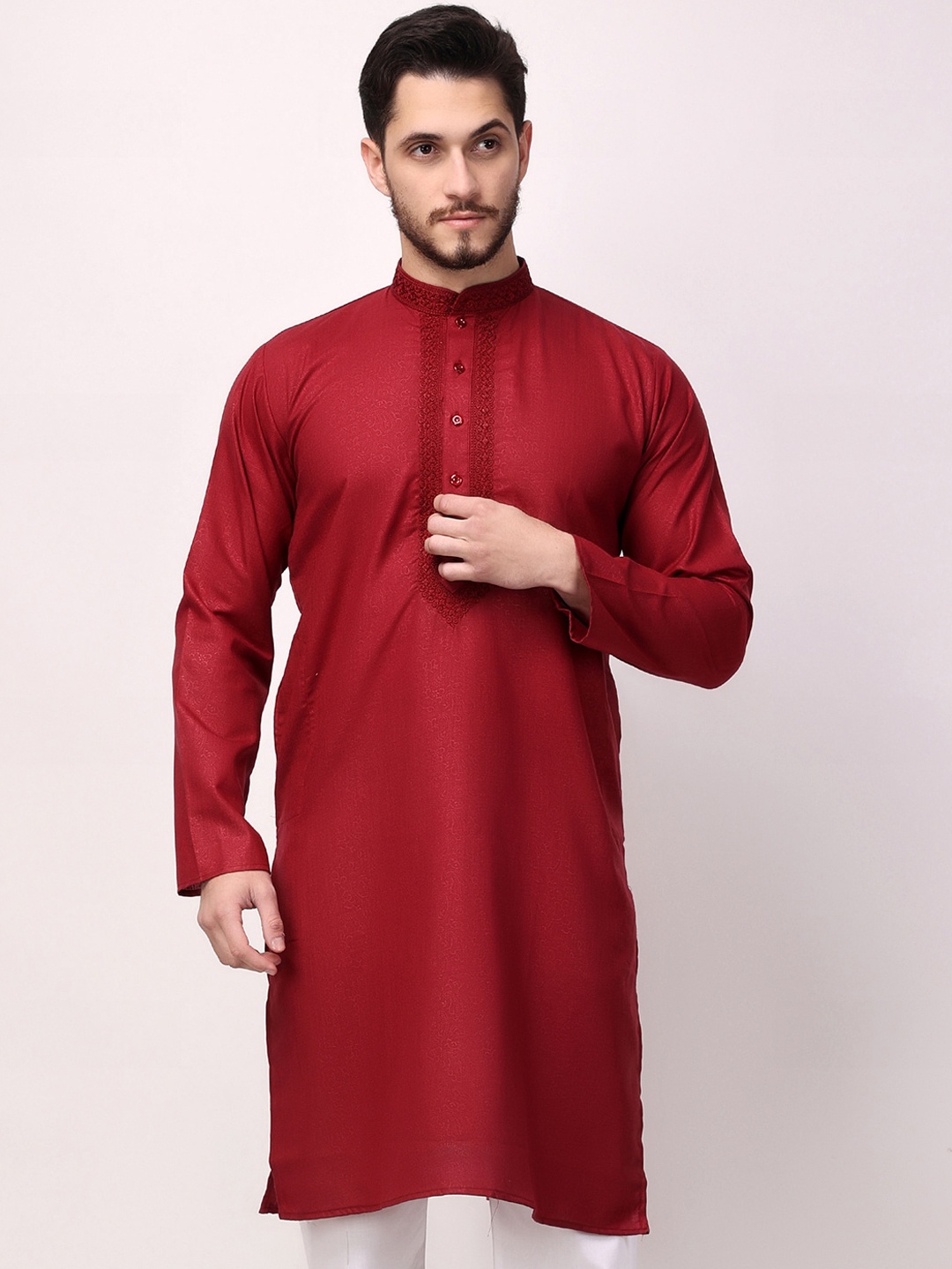 

ROYAL KURTA Mandarin Collar Embroidered Cotton Kurta, Maroon