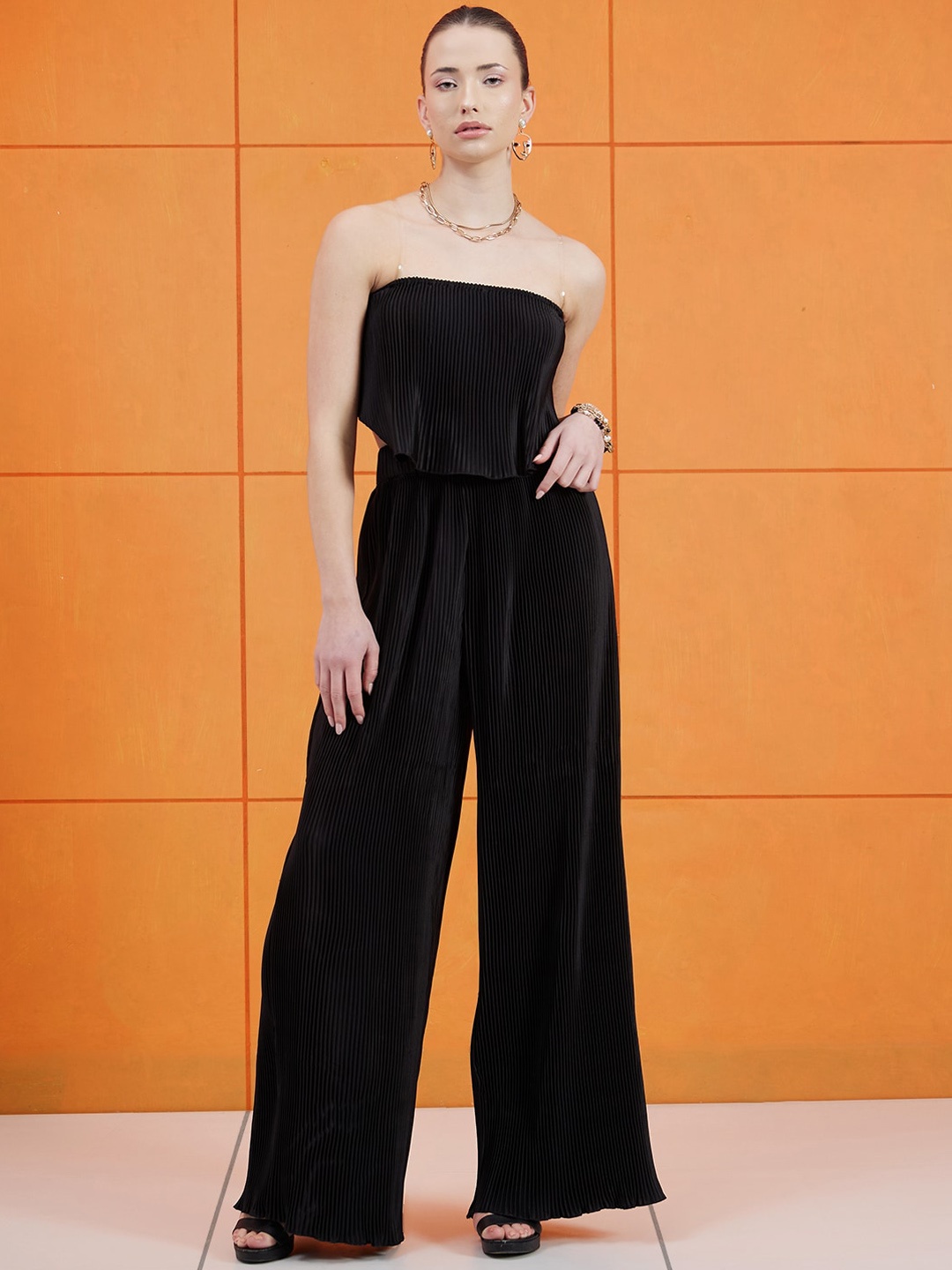 

STREET 9 Off Shoulder Crop Top & Mid-Rise Trouser, Black