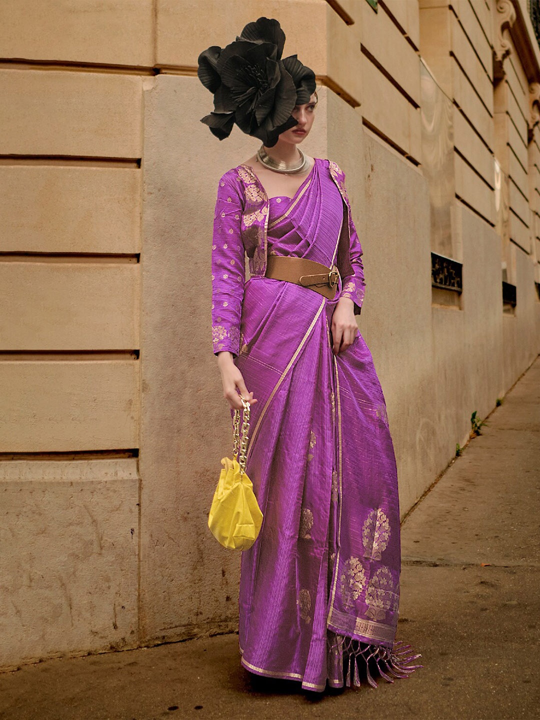 

DEVATITHI Ethnic Motifs Woven Design Zari Saree, Purple