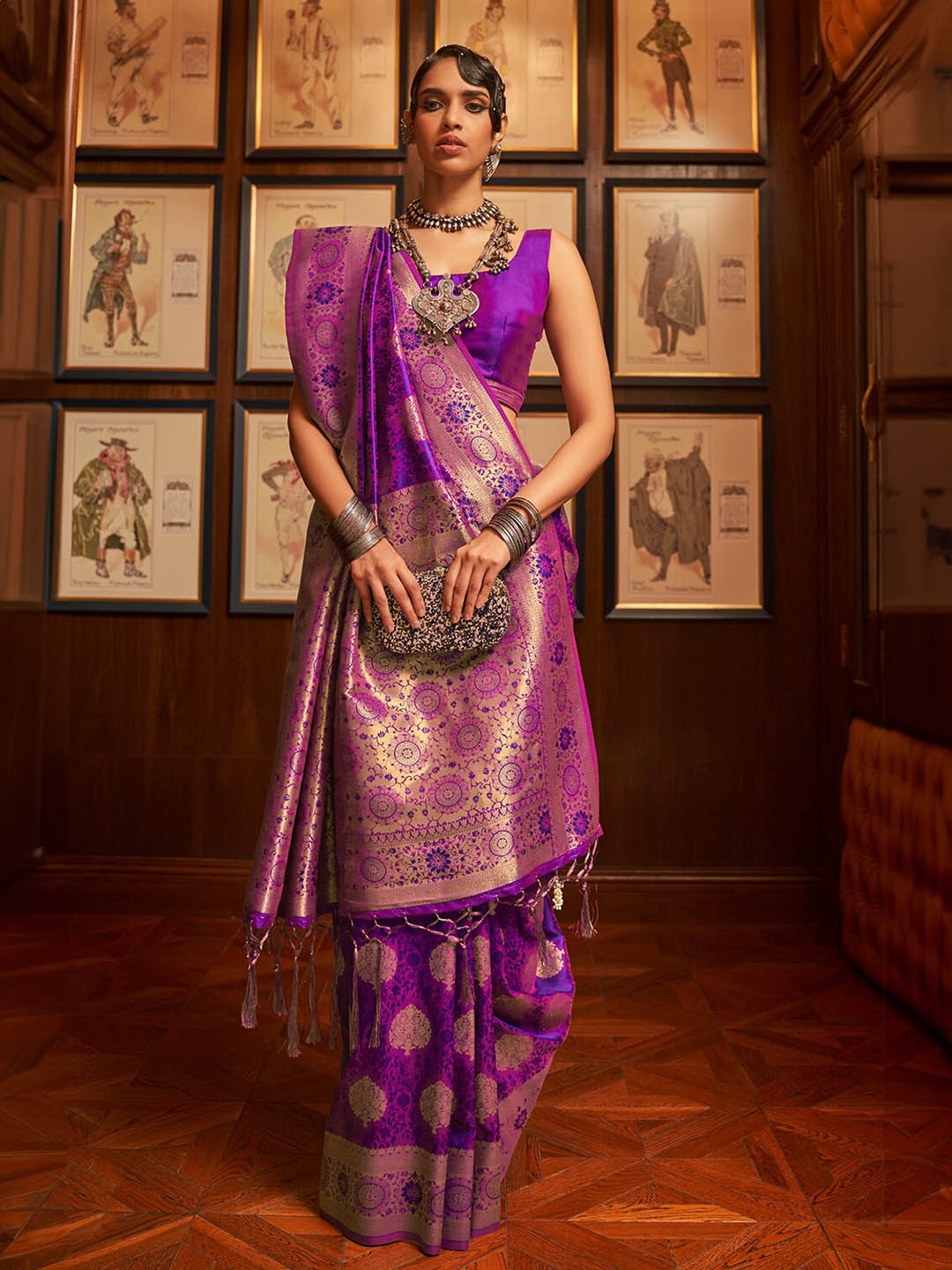 

DEVATITHI Ethnic Motifs Woven Design Zari Kanjeevaram Saree, Violet