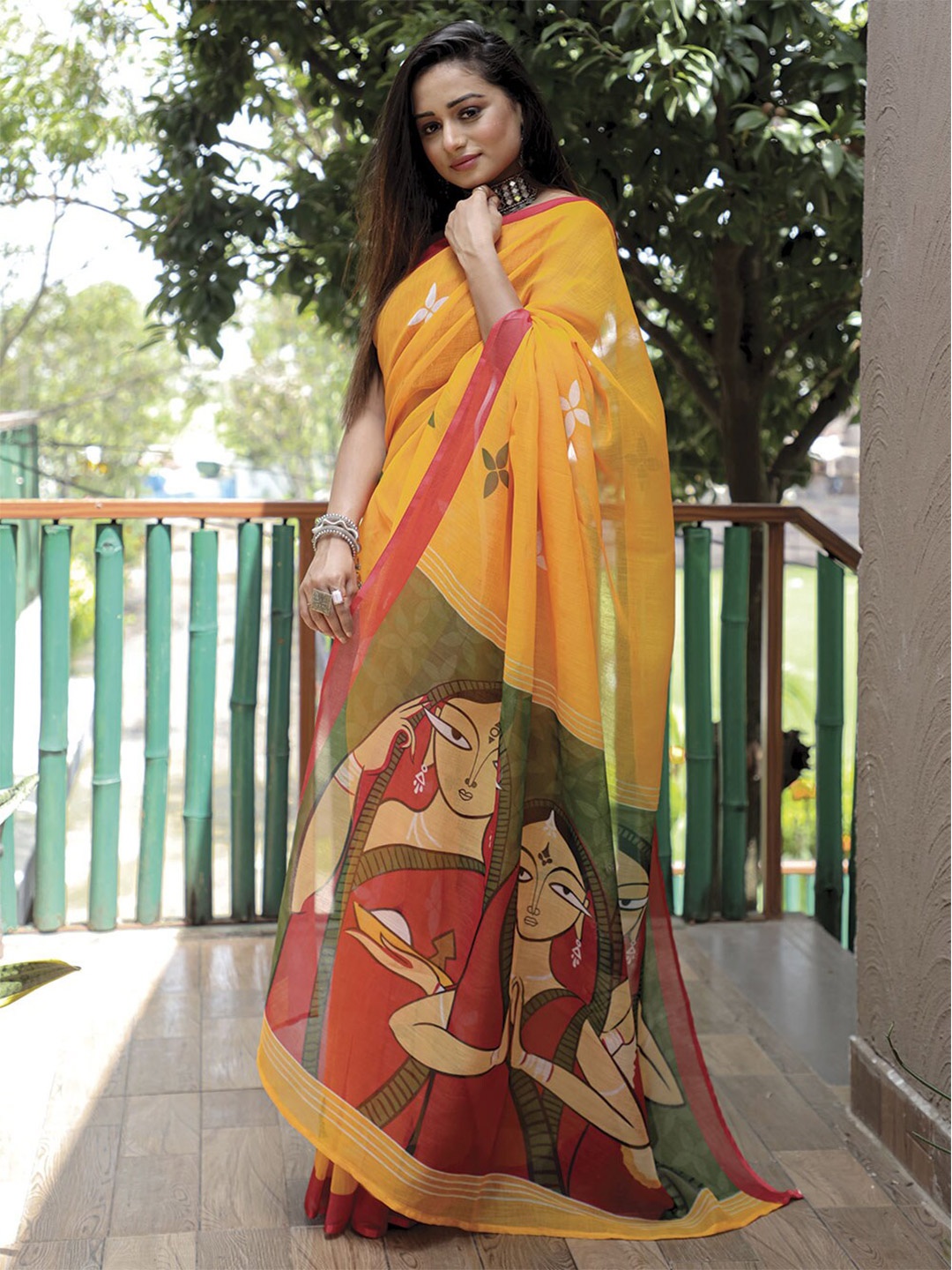 

Kalista Ethnic Motifs Printed Saree, Yellow