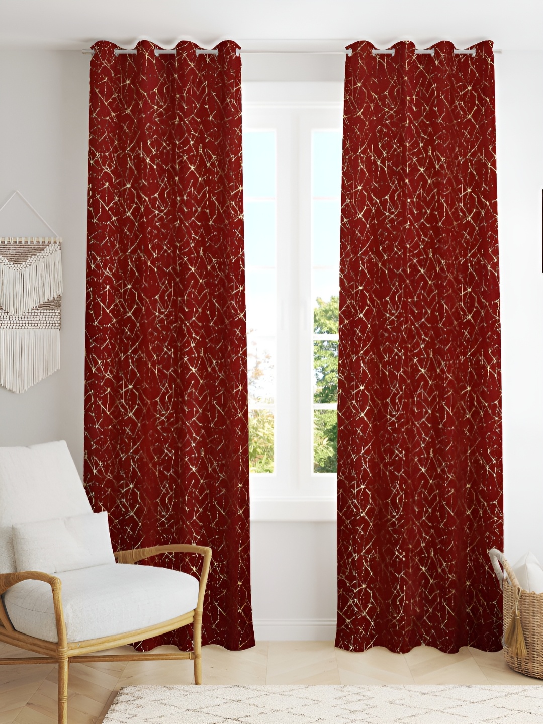 

Kraftiq Homes Maroon 2 Pieces Foil Printed Velvet Room Darkening Window Curtains