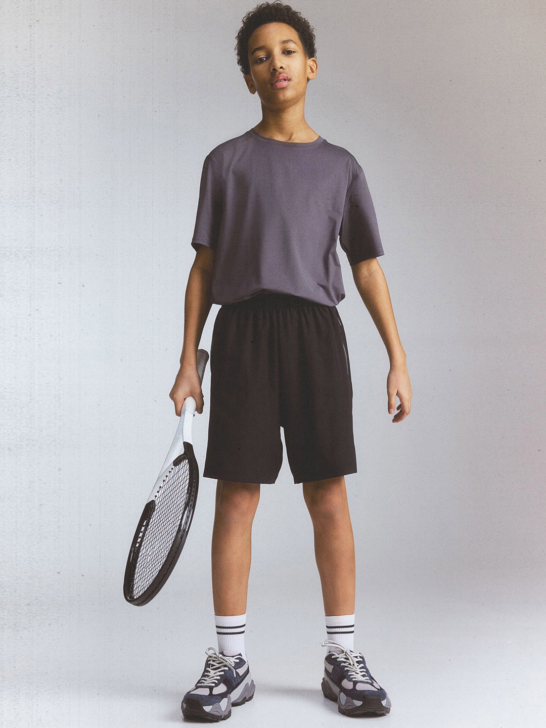 

H&M Boys DryMove Sports Shorts, Black