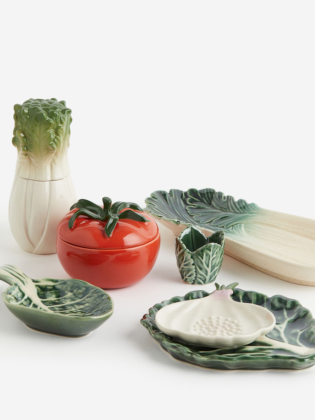 

H&M White & Green Vegetable-Shaped Jar