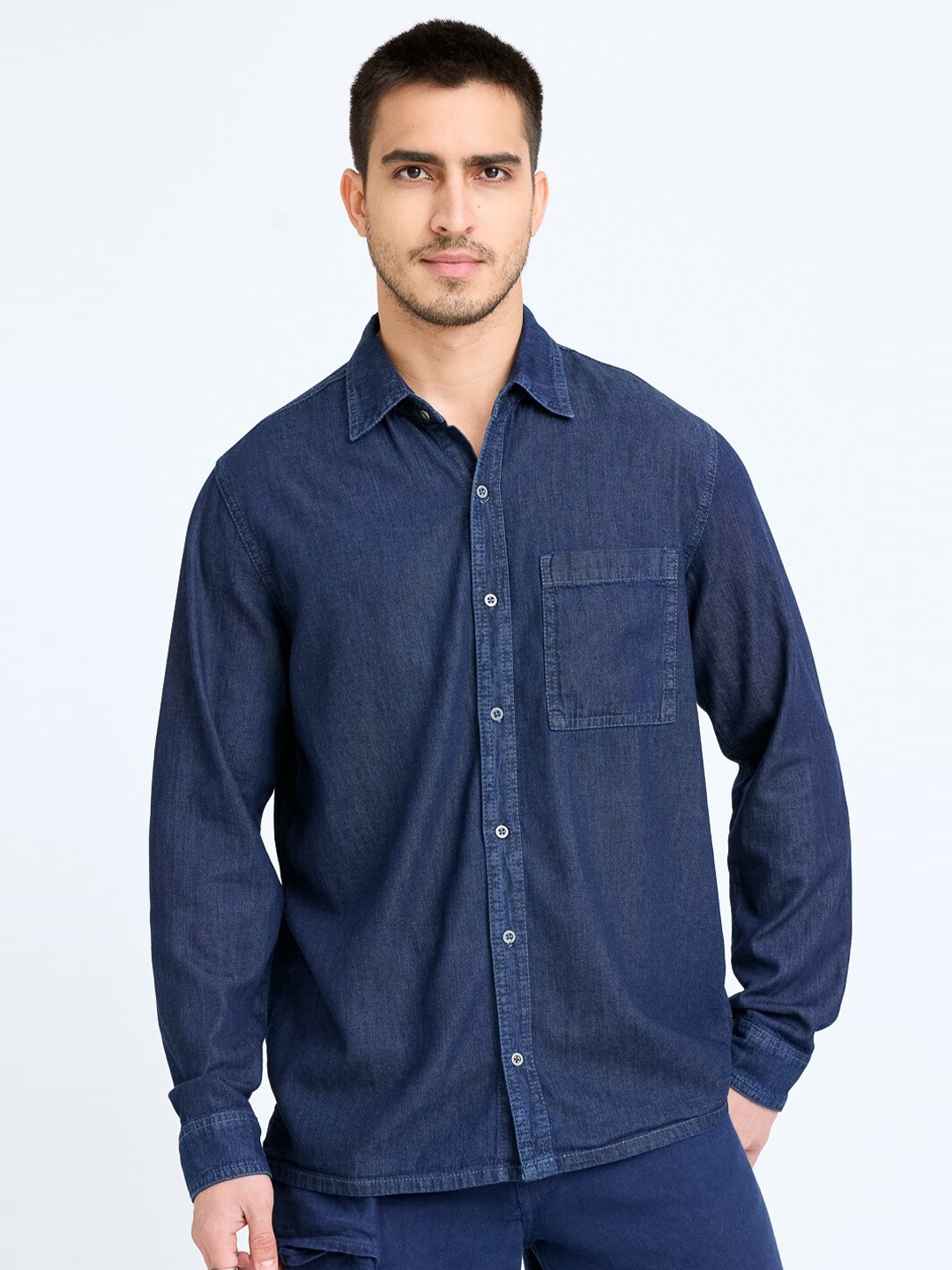 

FREAKINS Spread Collar Pure Cotton Casual Shirt, Navy blue