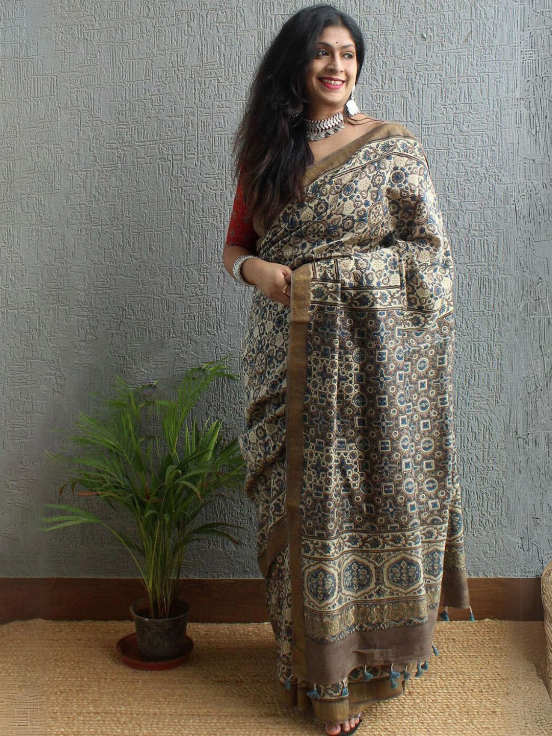 

Weaves of Tradition Ethnic Motifs Zari Silk Cotton Chanderi Saree, Off white