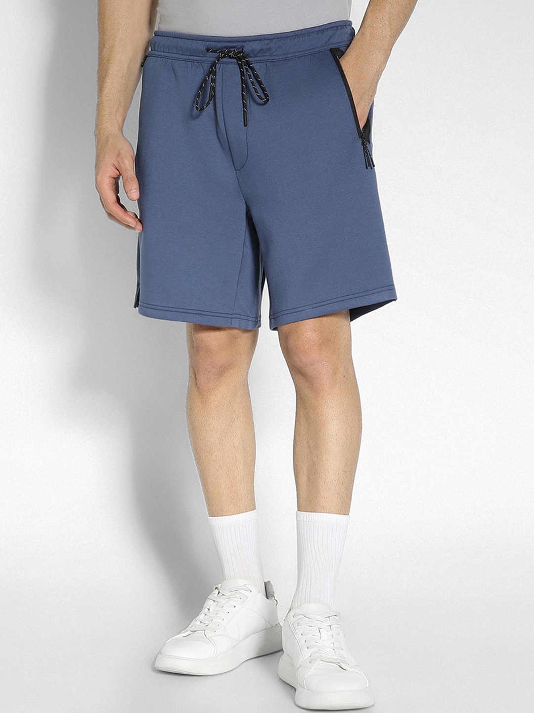 

AMERICAN EAGLE OUTFITTERS Men Mid-Rise Ultra Comfortable Shorts, Navy blue
