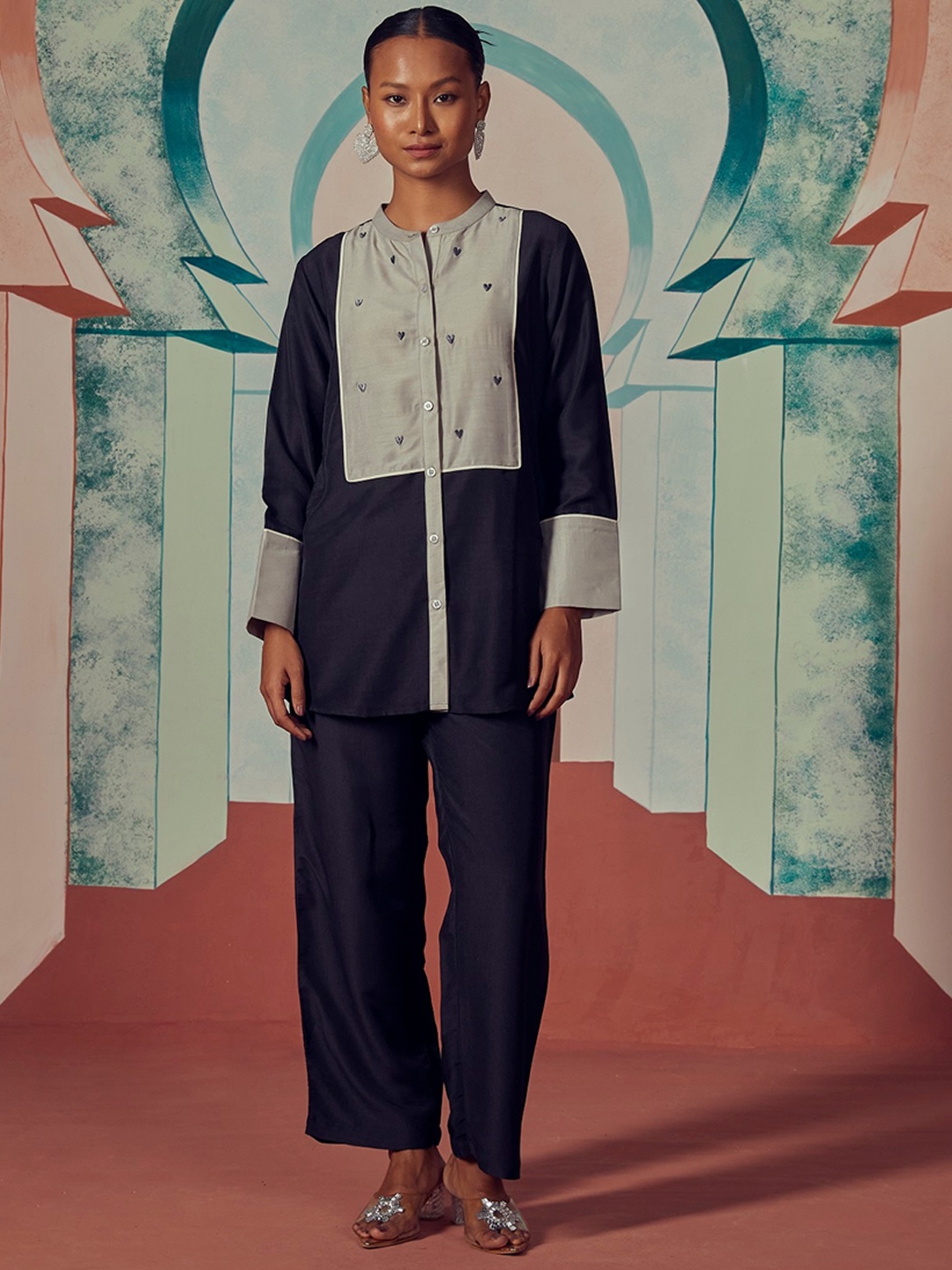 

Stylefables Colourblocked Shirt With Trousers, Black